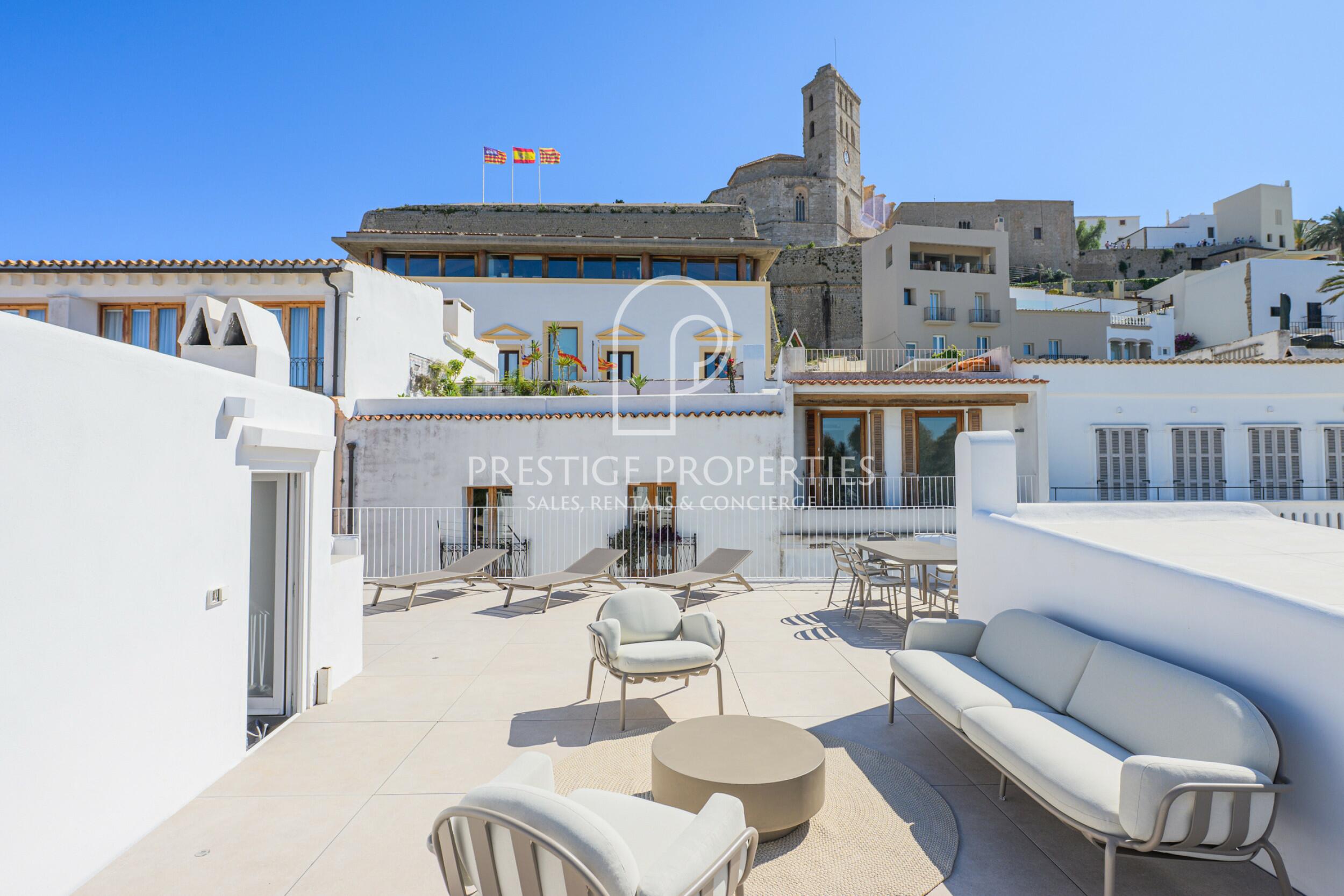 Apartment in Dalt Vila