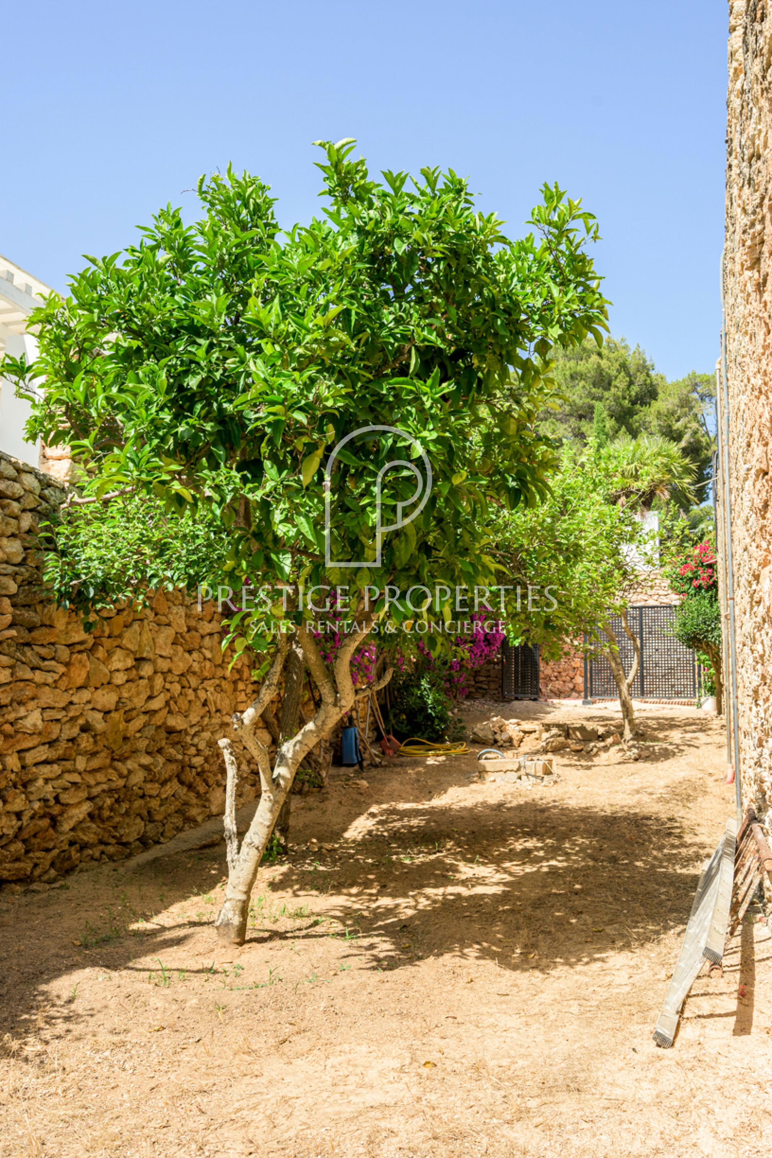 Terraced house in Roca Llisa