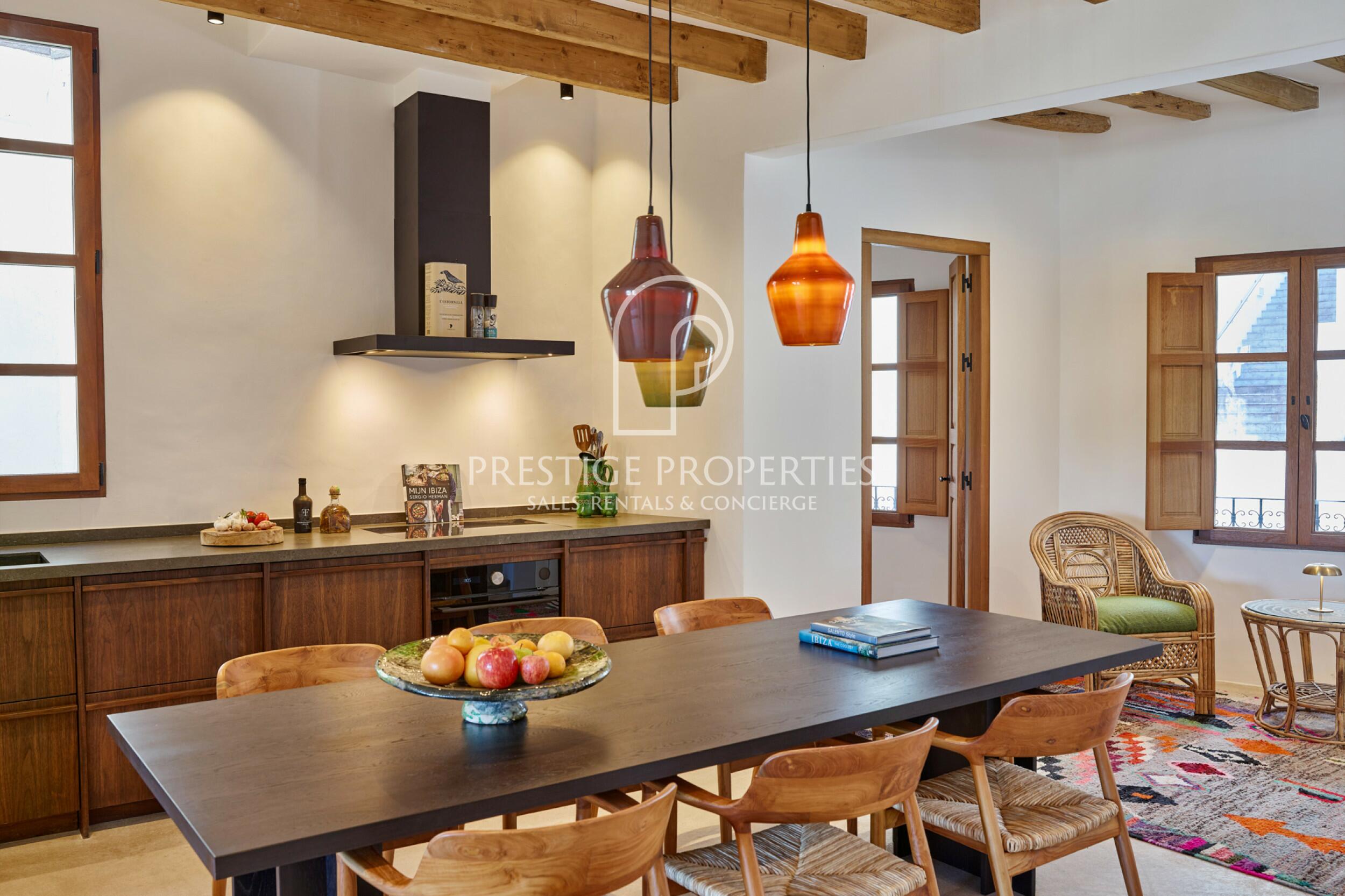 Duplex in Dalt Vila