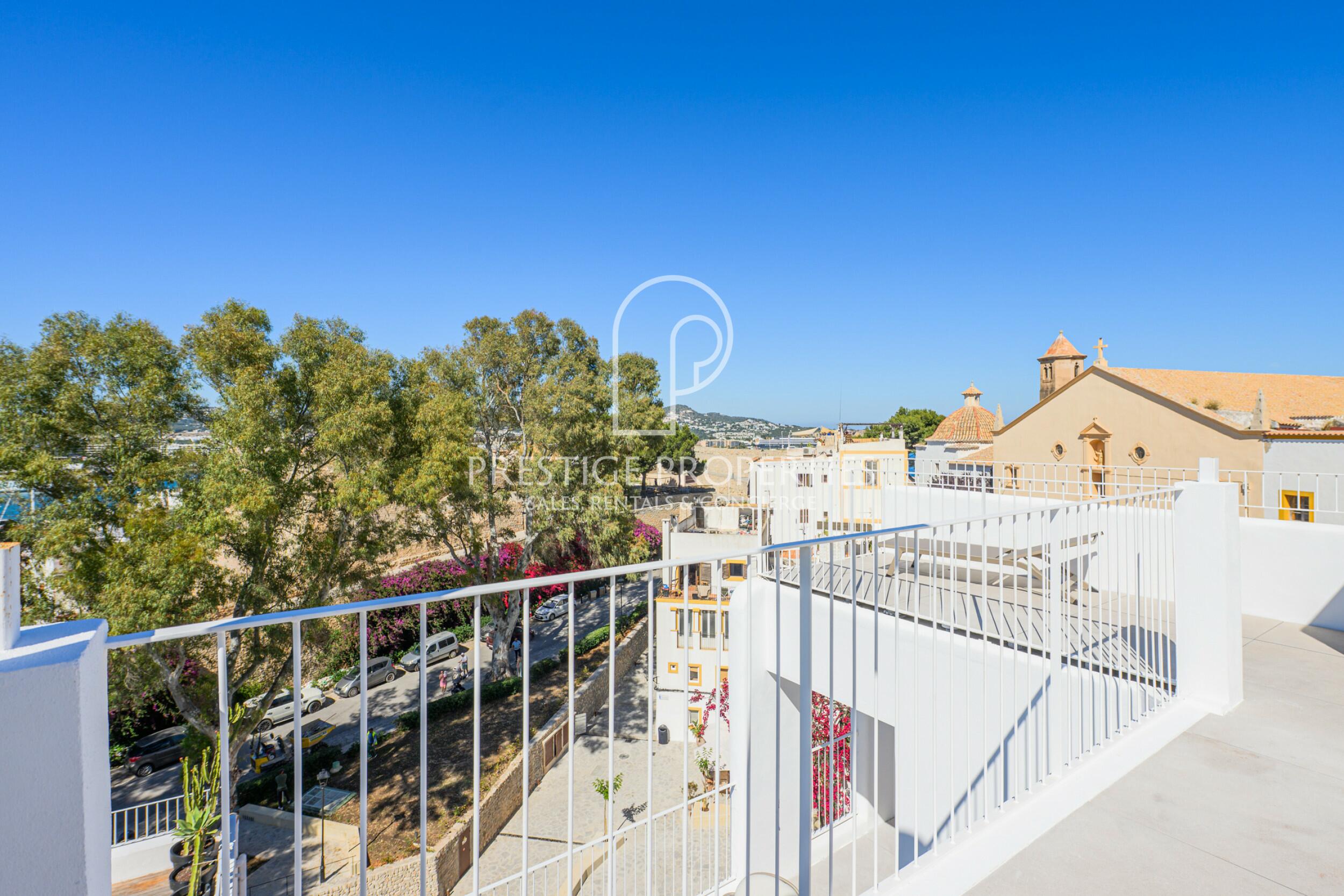 Apartment in Dalt Vila