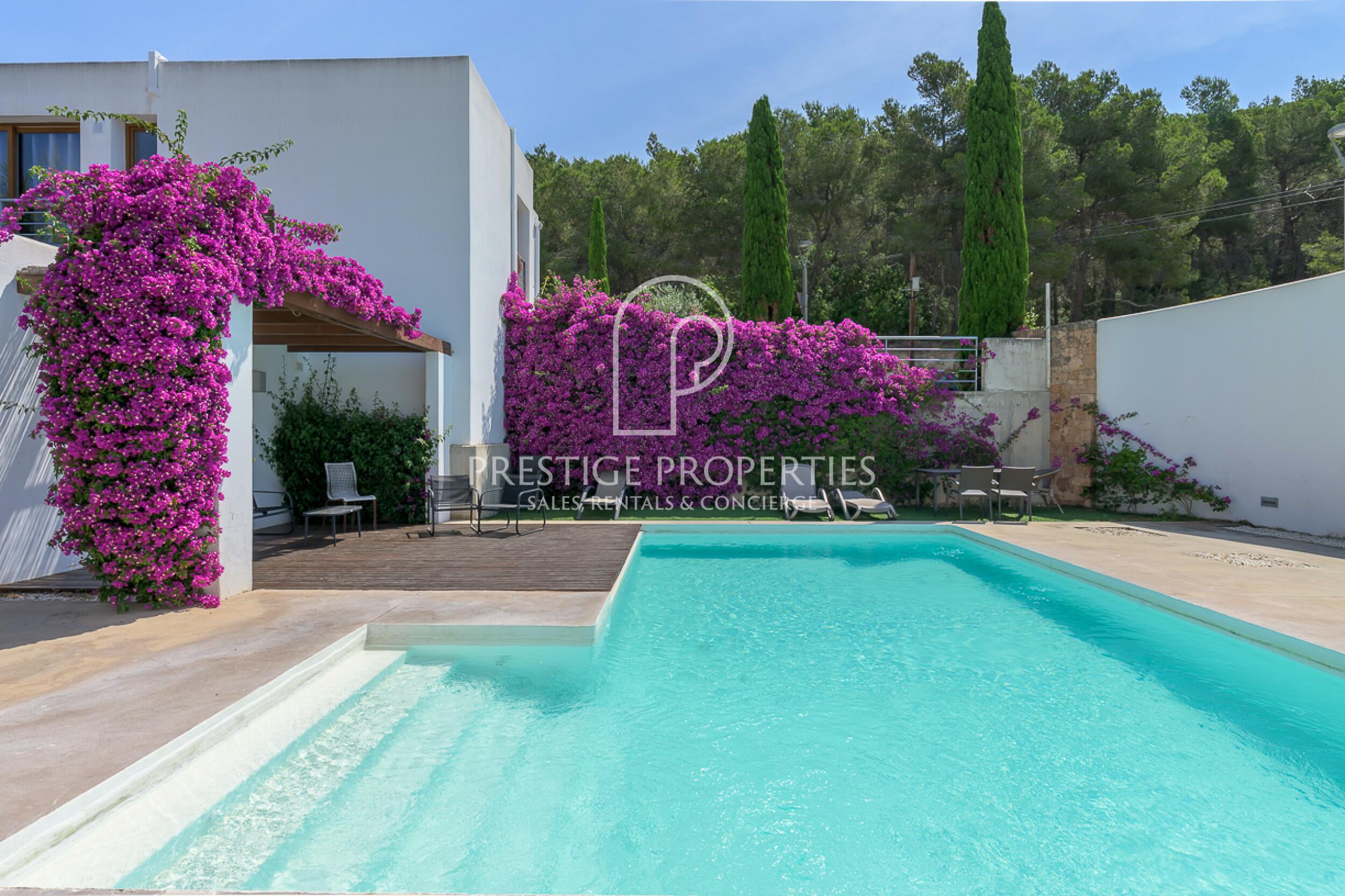 Terraced house in Playa de Cala Llonga