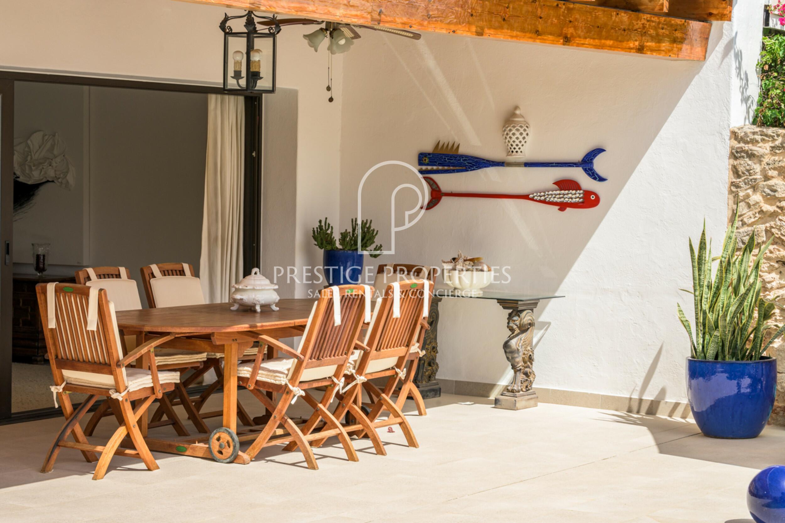 Terraced house in Roca Llisa