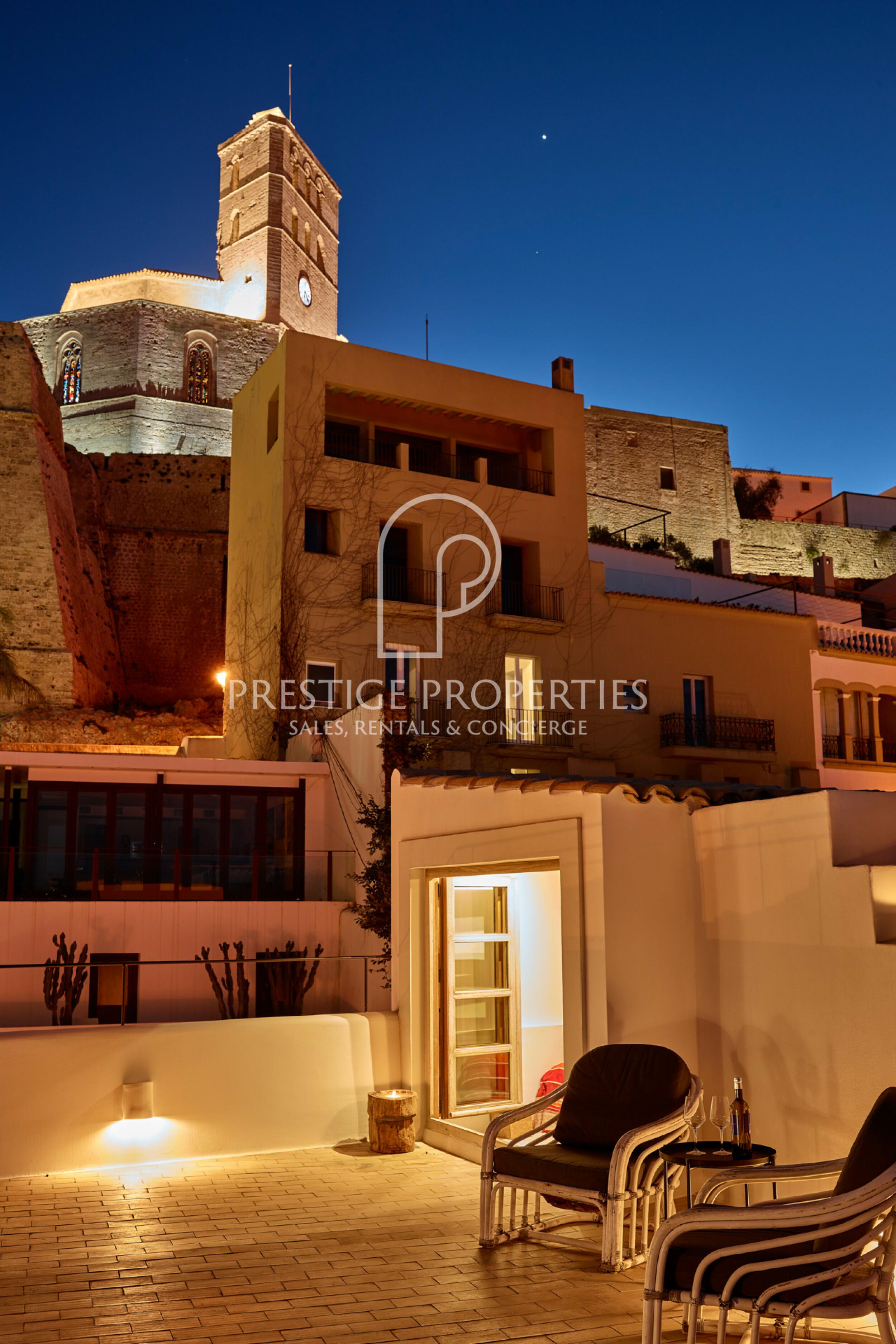 Duplex in Dalt Vila