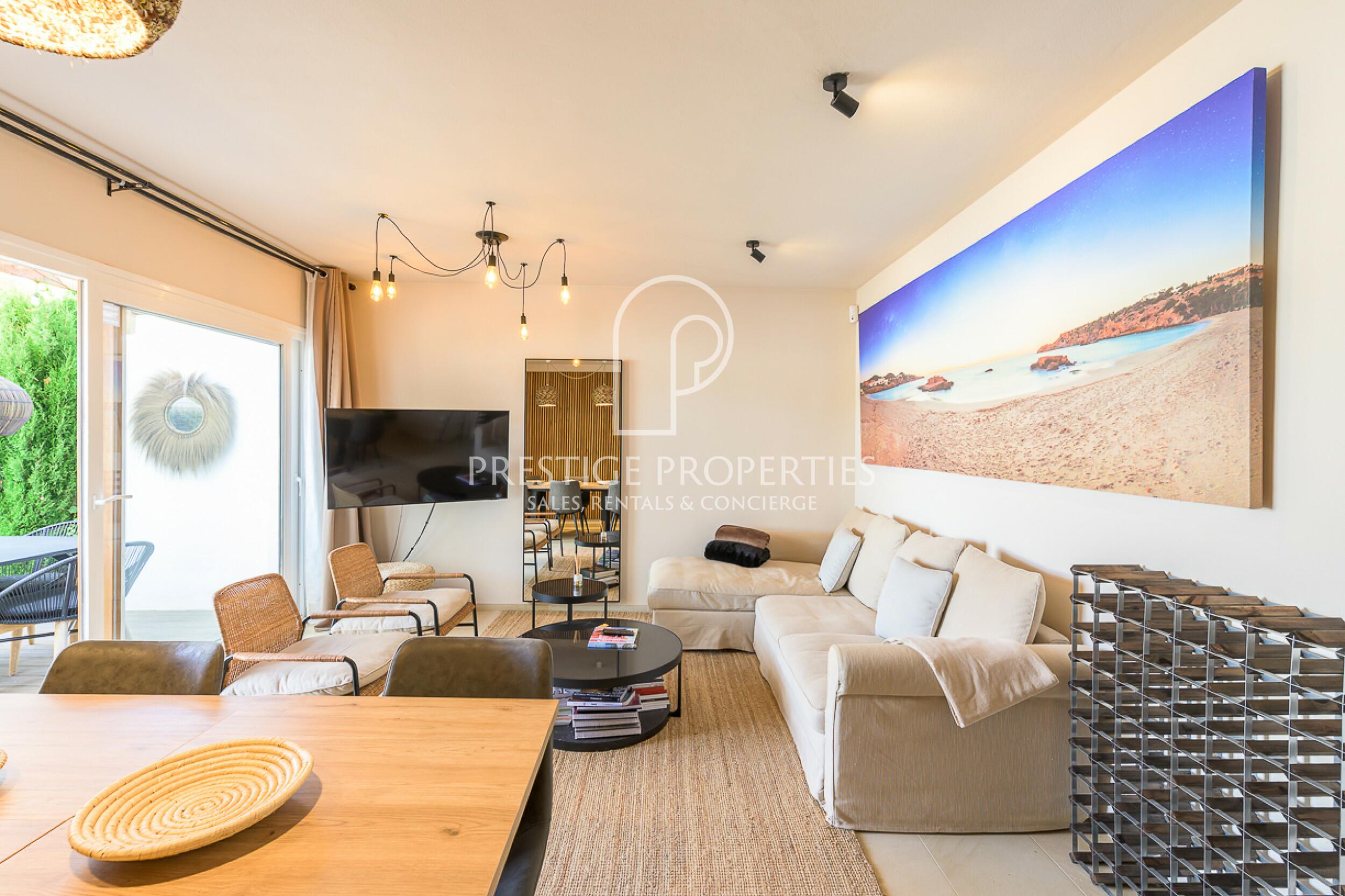Terraced house in Playa de Cala Llonga