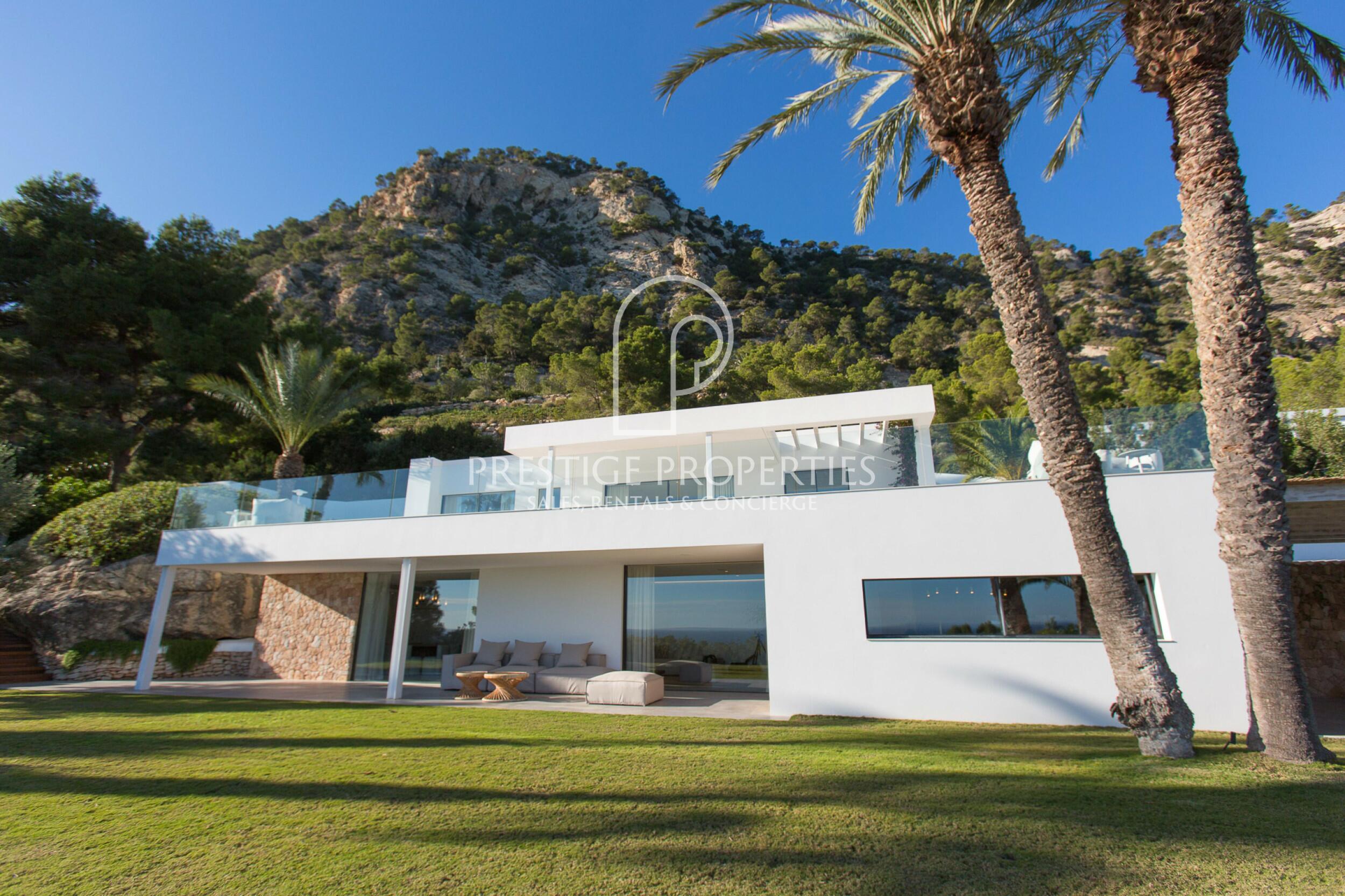 Villa in Es Cubells