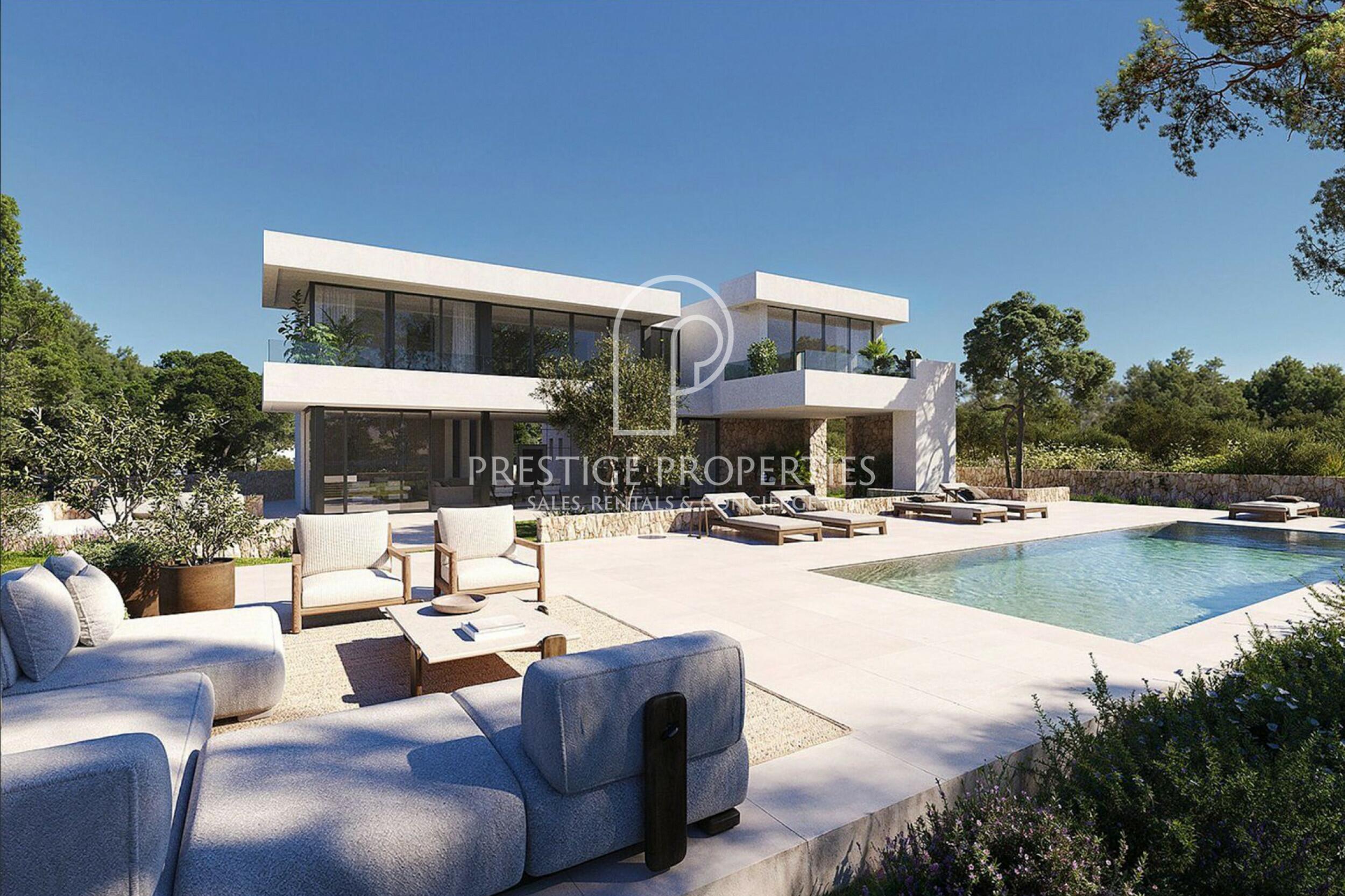 land in Cala Llenya