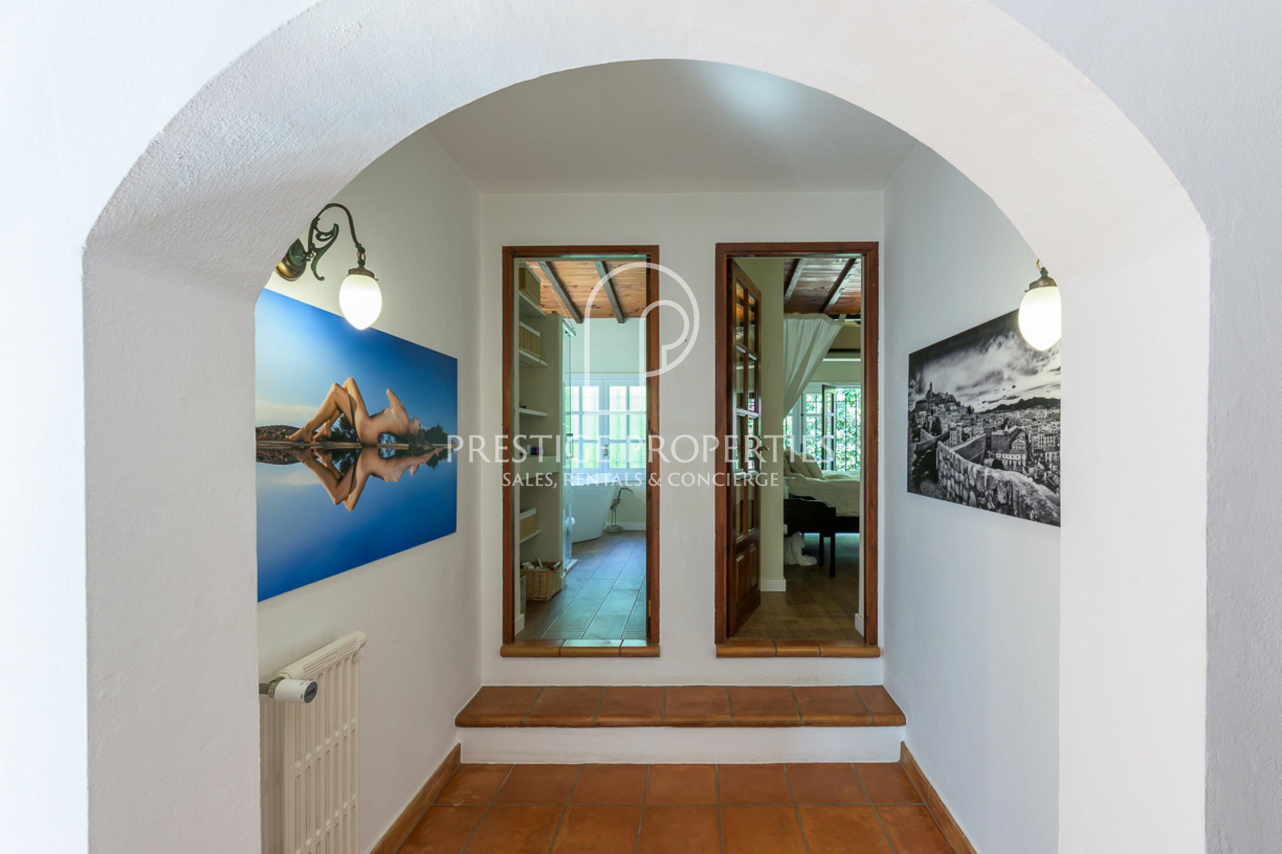 Villa in Playa de Cala Llonga