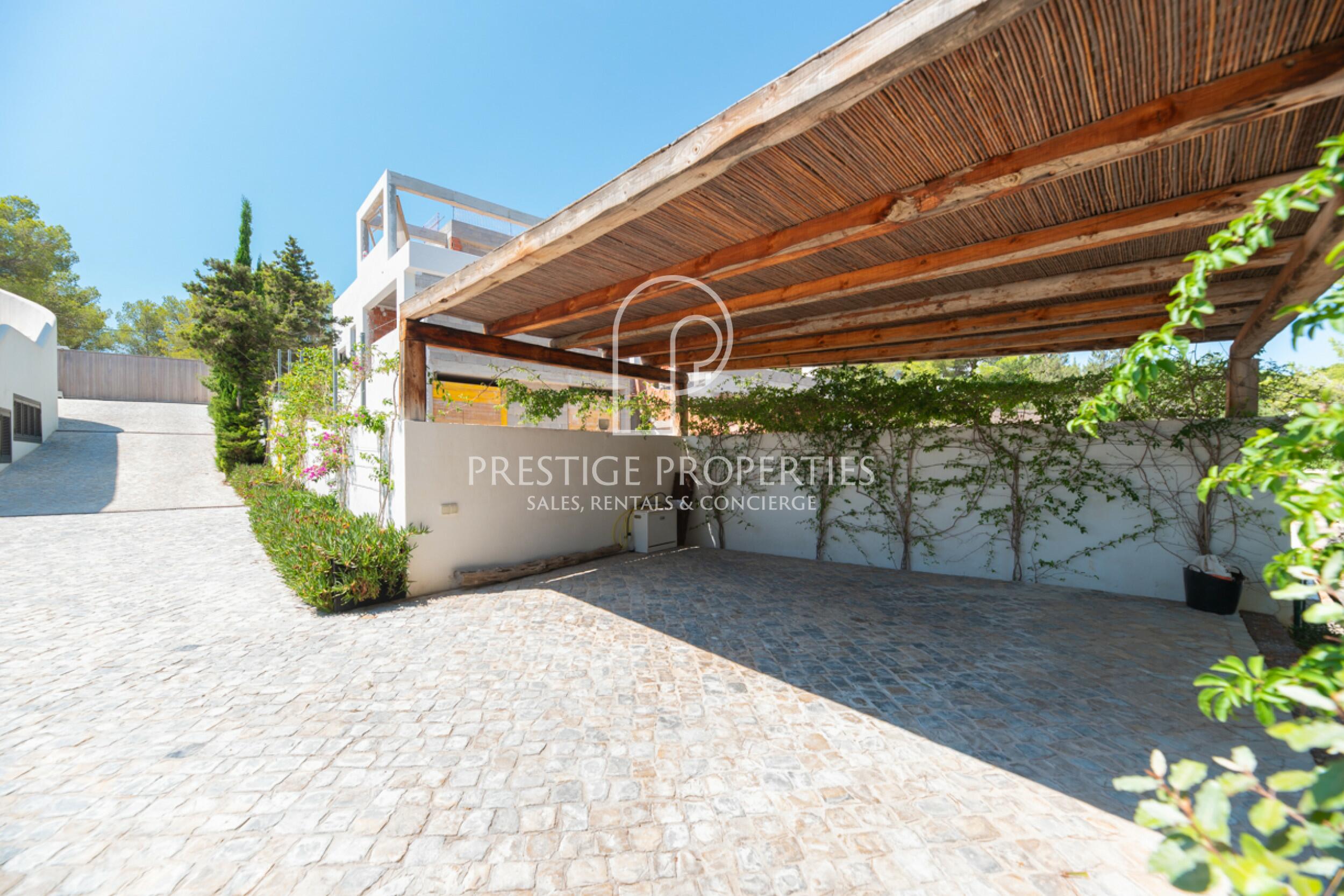 Villa in Cala Llenya