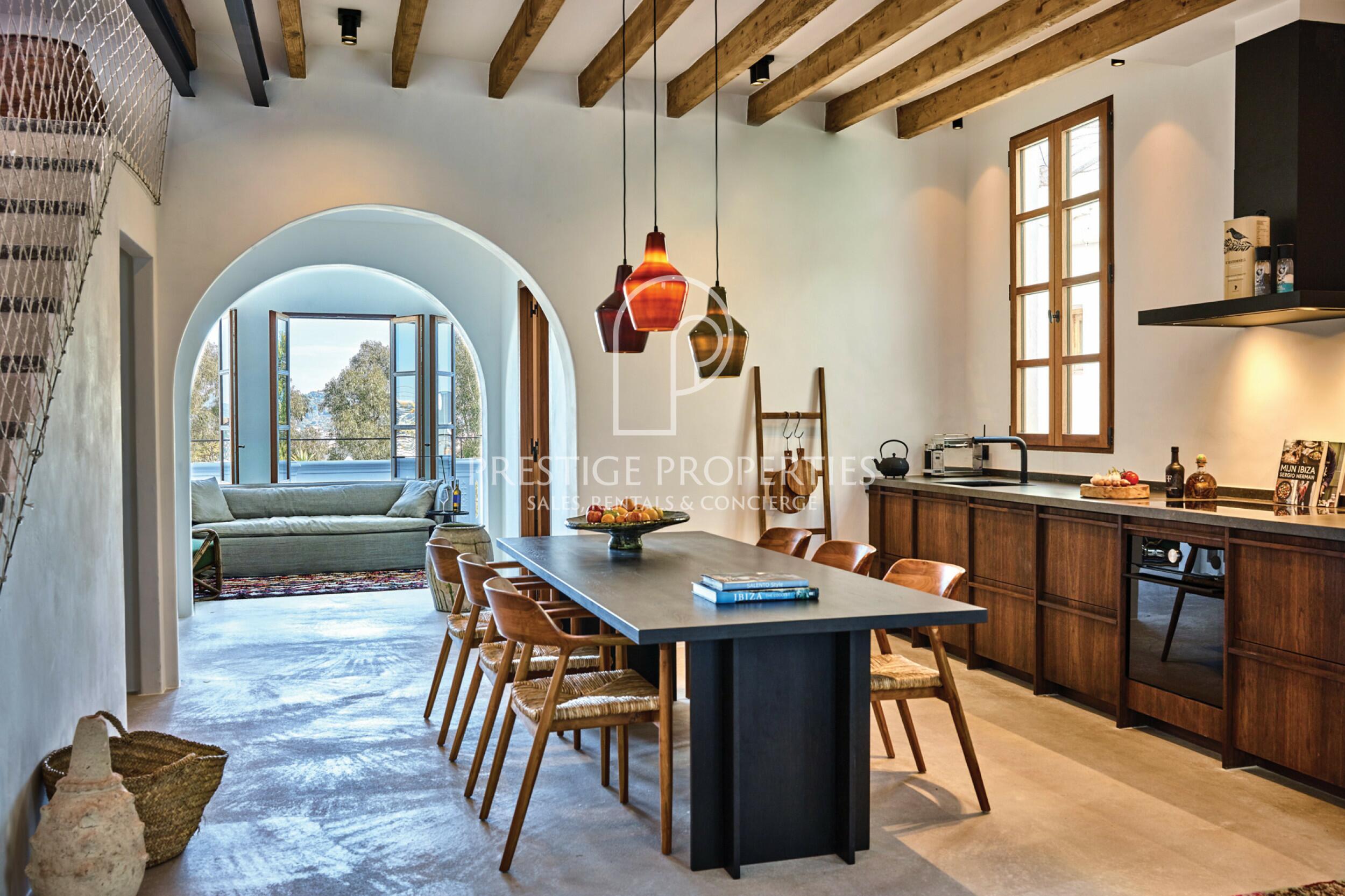 Duplex in Dalt Vila
