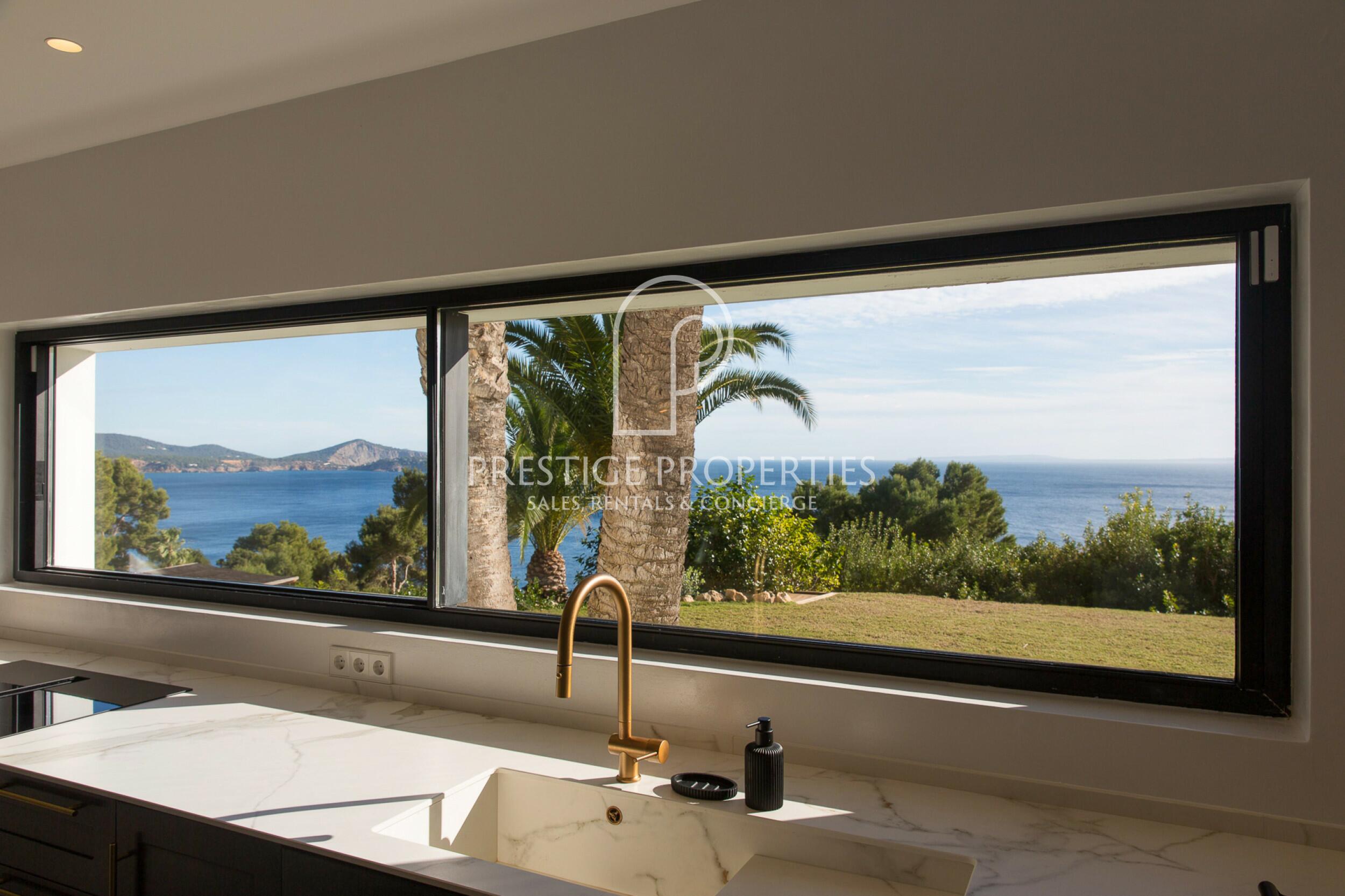 Villa in Es Cubells