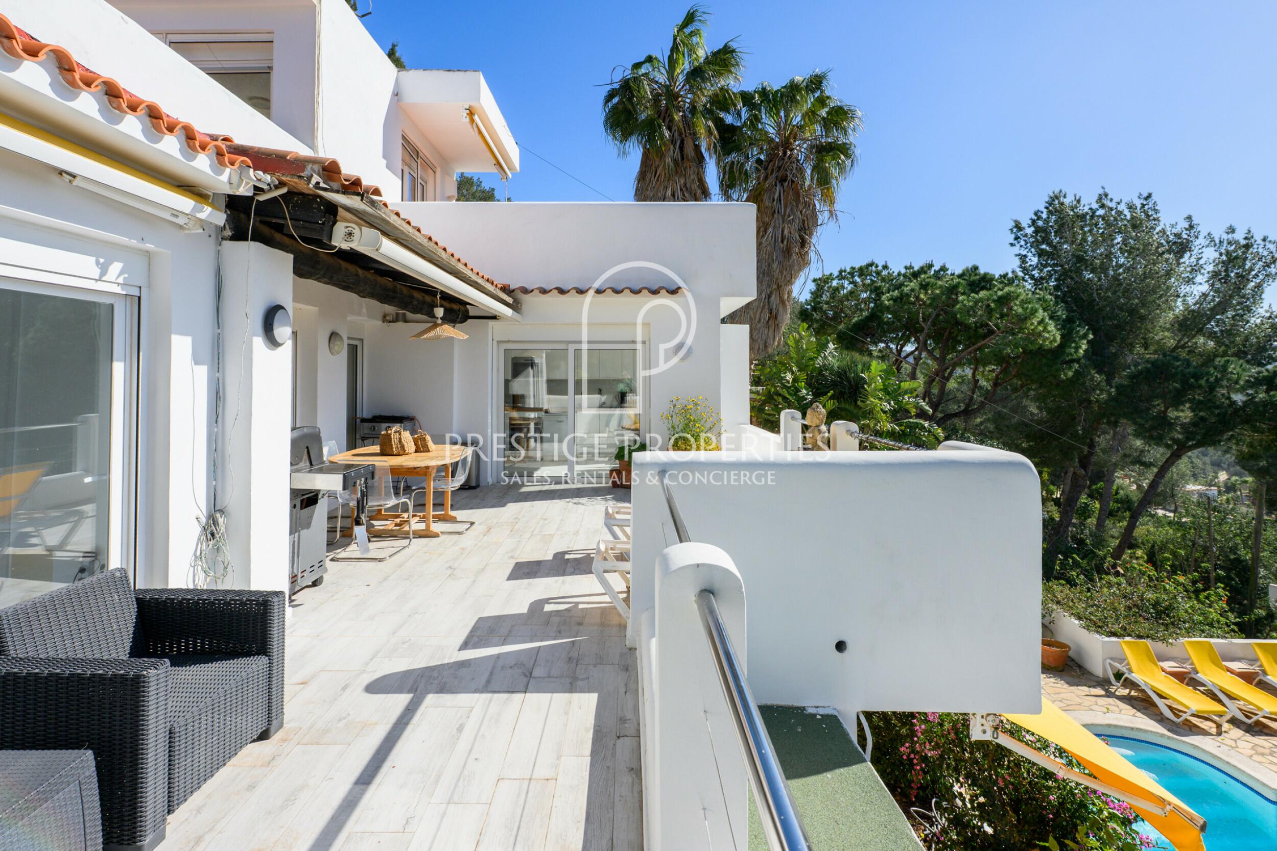 Villa in Santa Eulalia del Rio