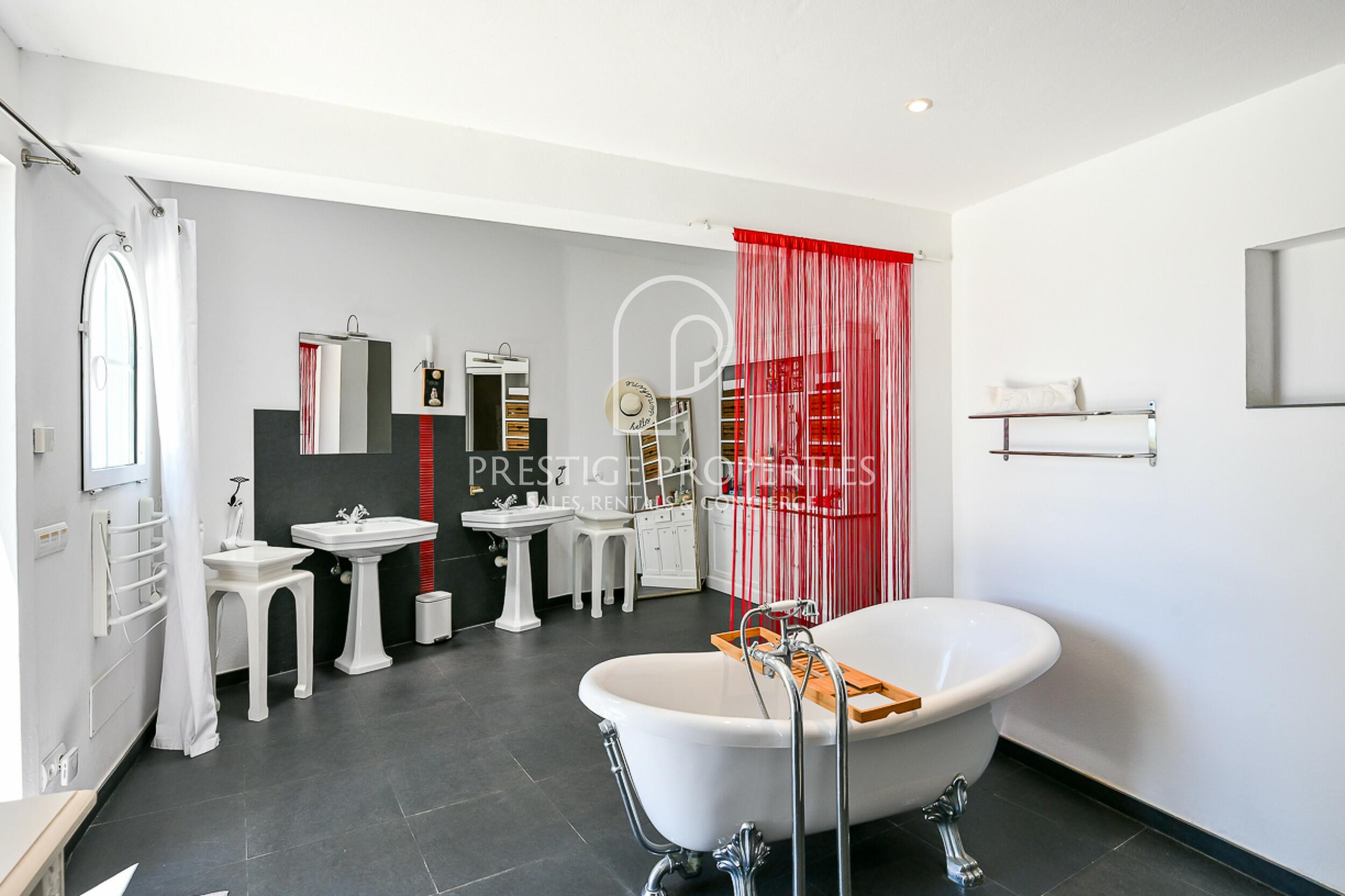 country house in Les Salines