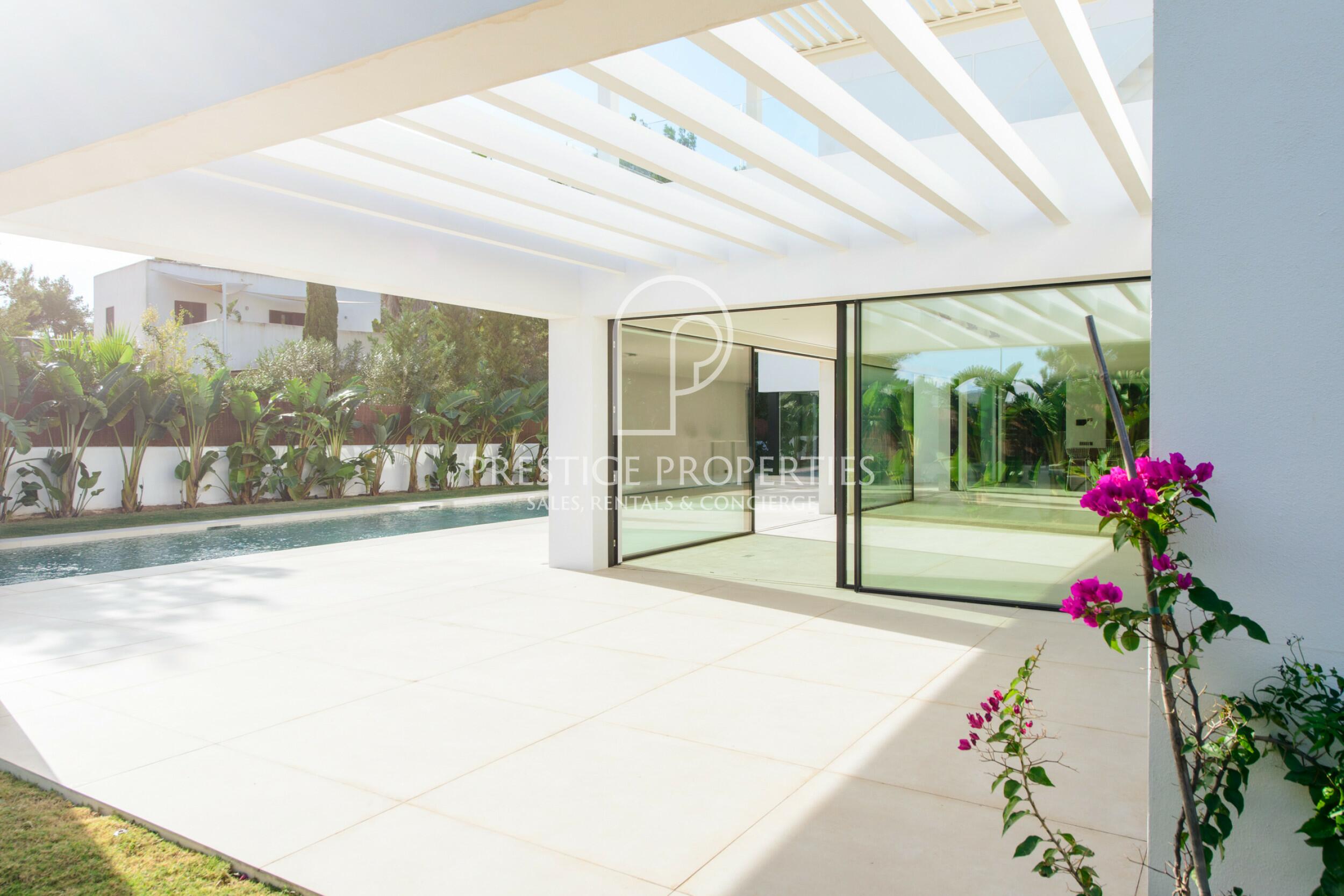 Villa in Cala de Bou