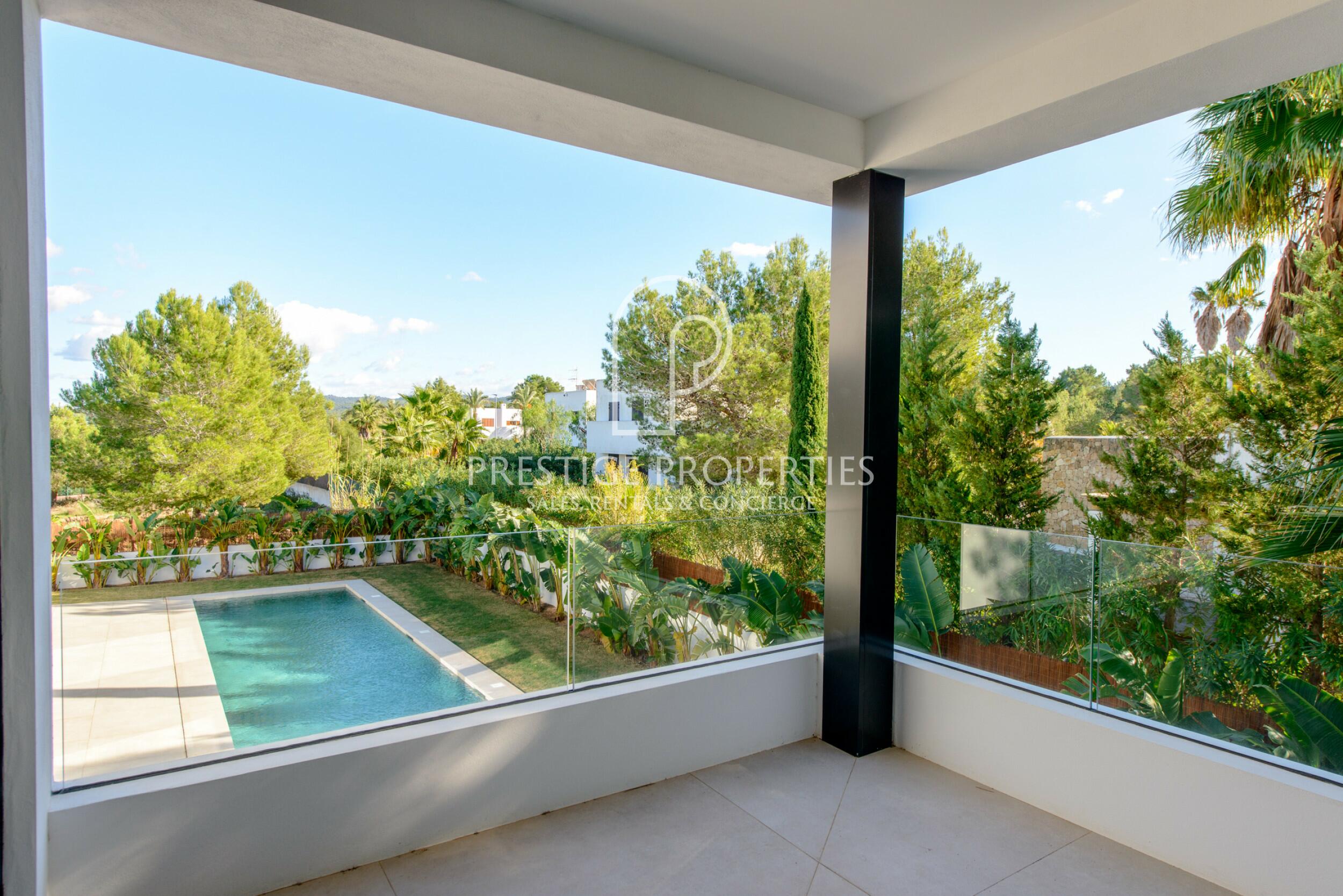 Villa in Cala de Bou