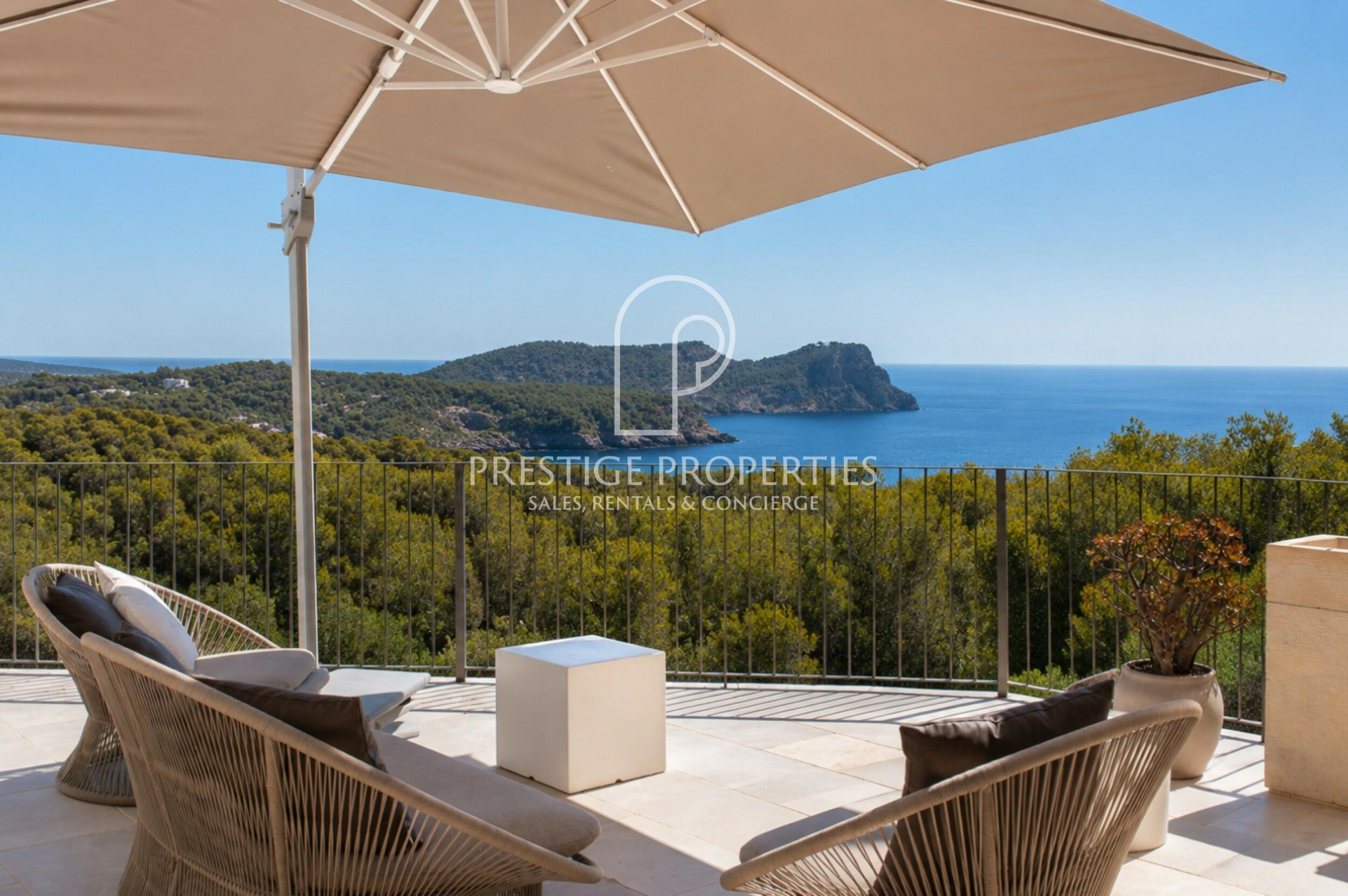 Villa in Cala Llenya