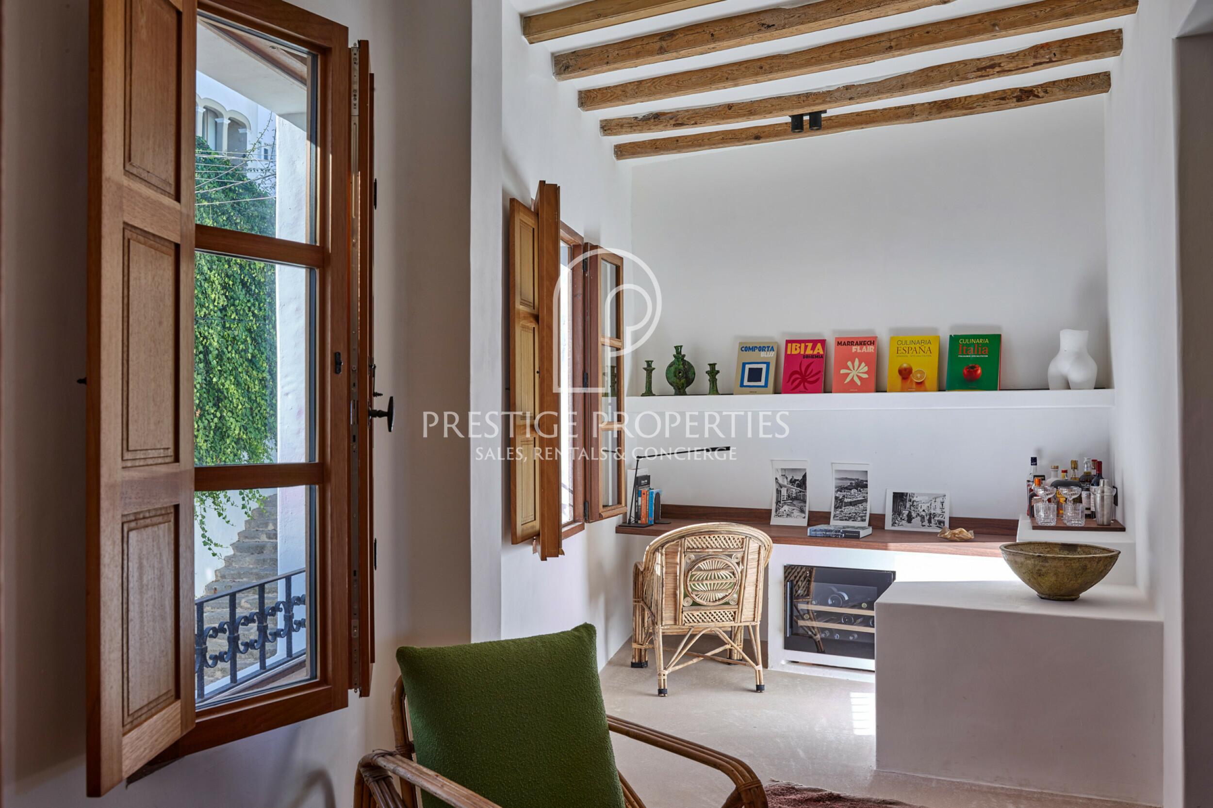 Duplex in Dalt Vila