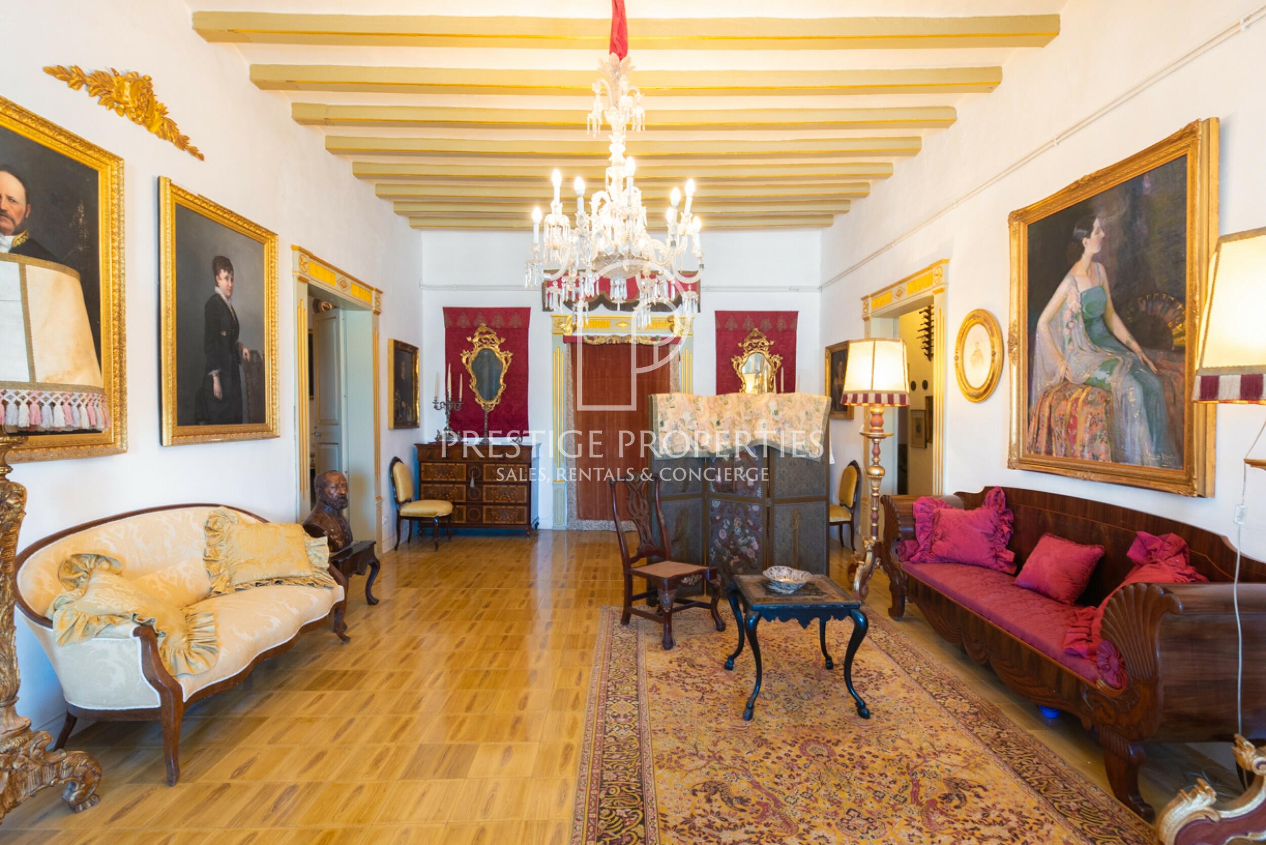 Duplex in Dalt Vila