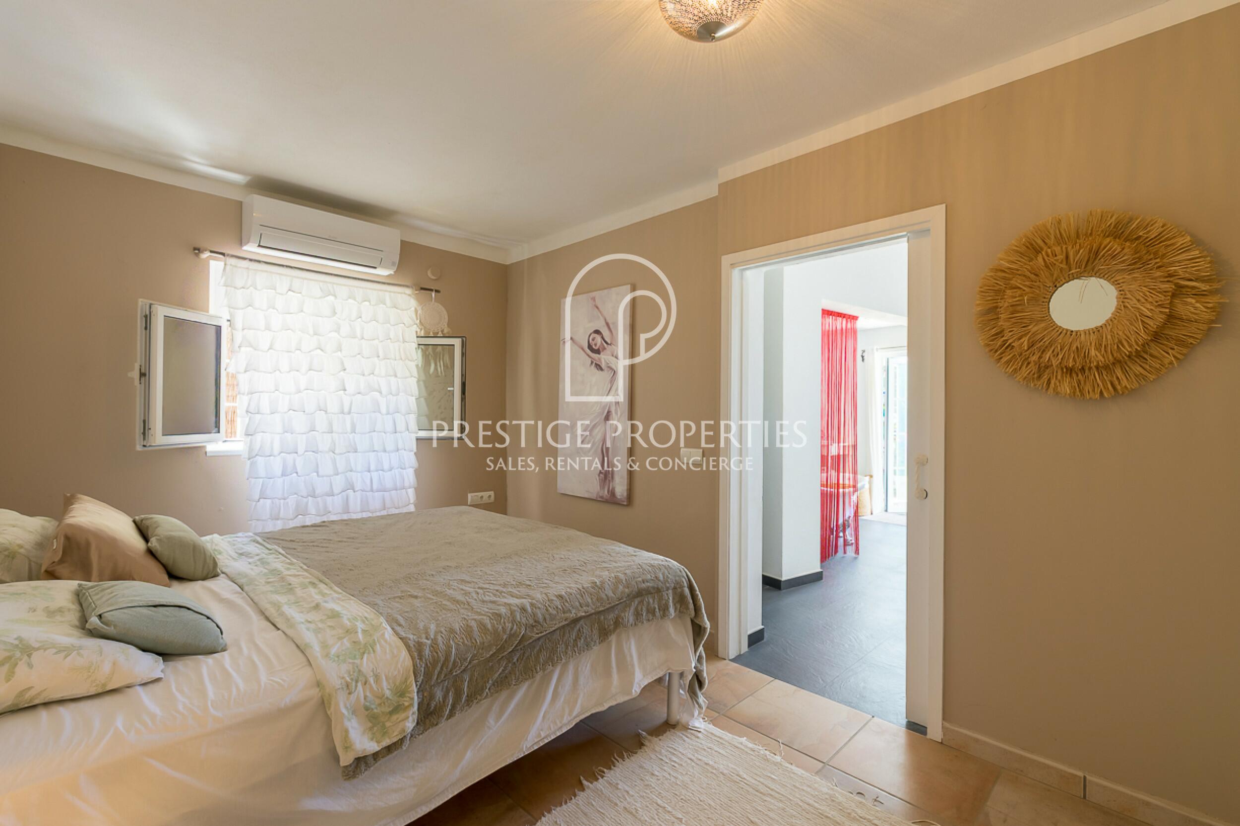 country house in Les Salines