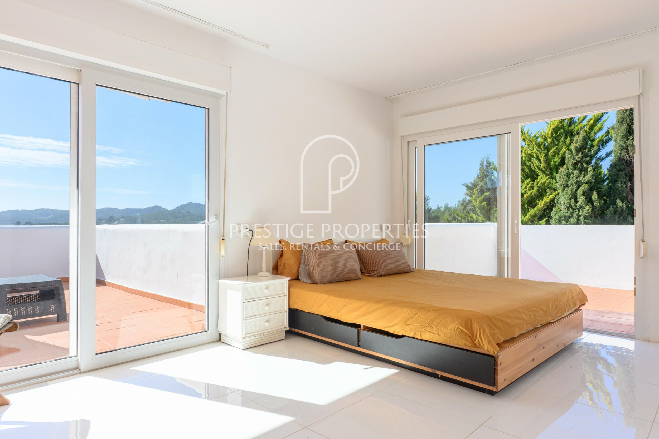 Villa in Santa Eulalia del Rio
