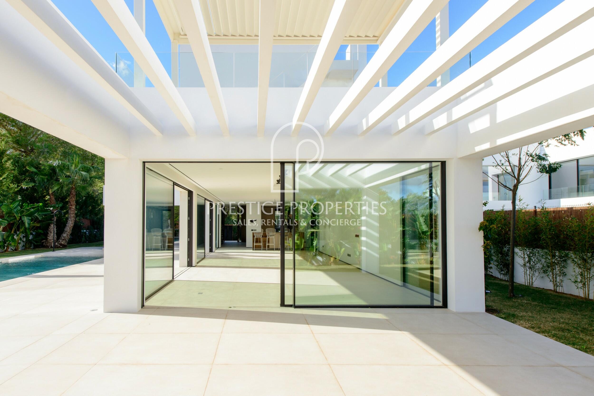 Villa in Cala de Bou