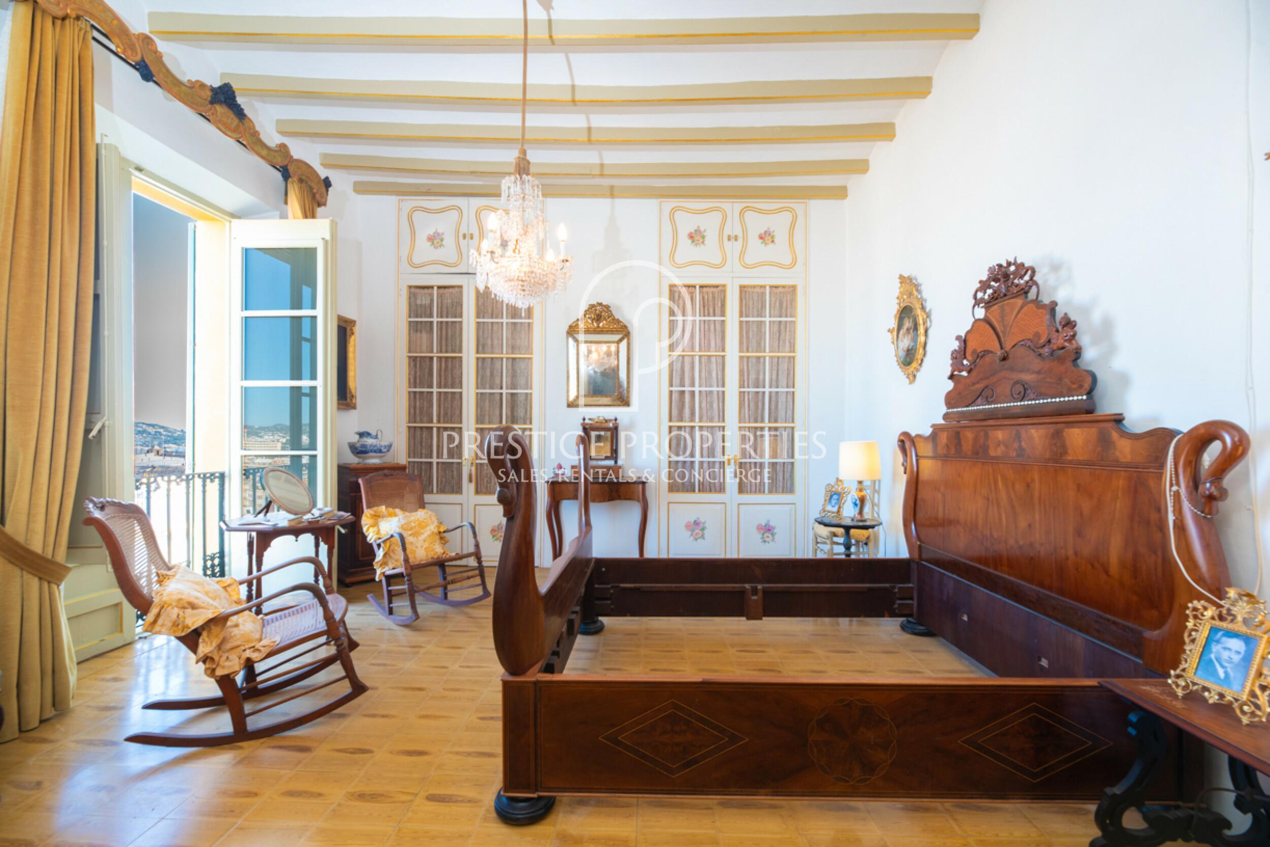 Duplex in Dalt Vila