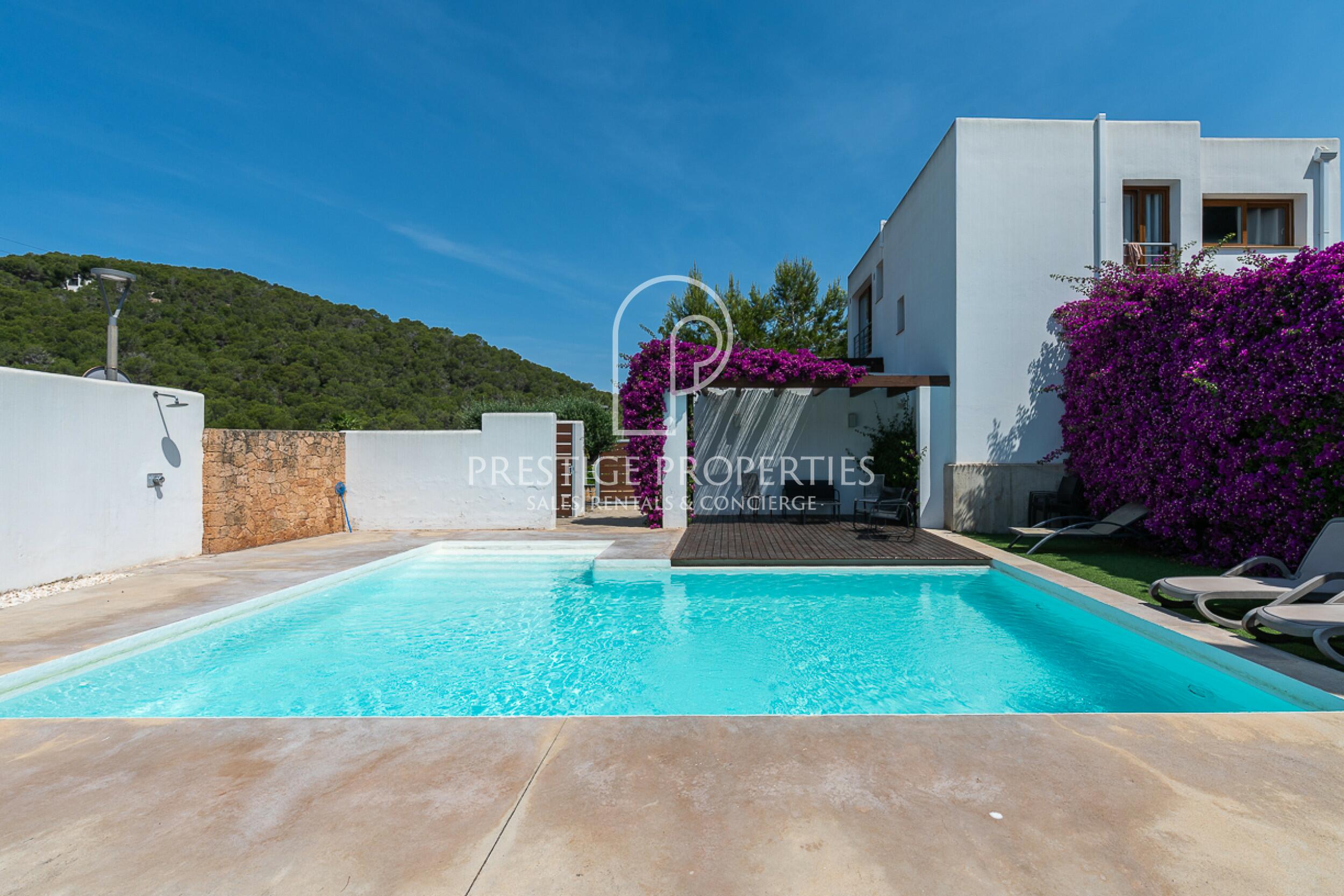 Terraced house in Playa de Cala Llonga