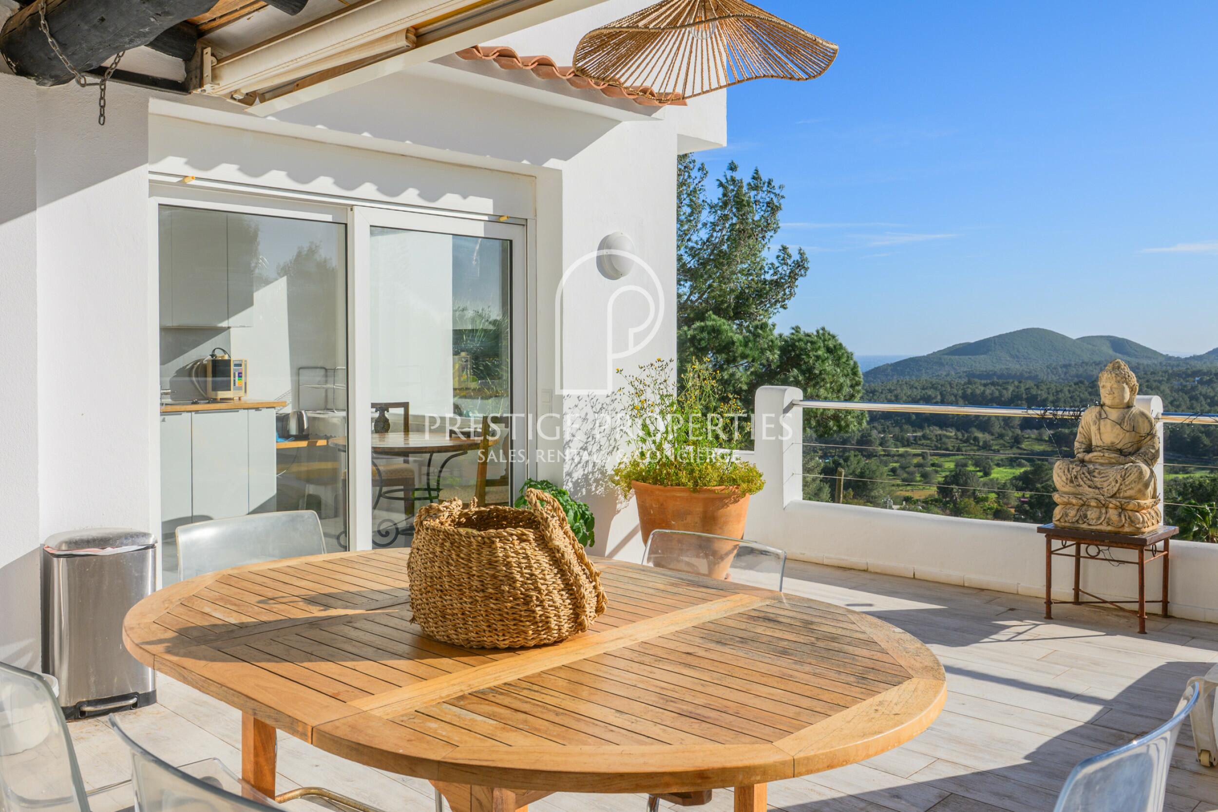 Villa in Santa Eulalia del Rio