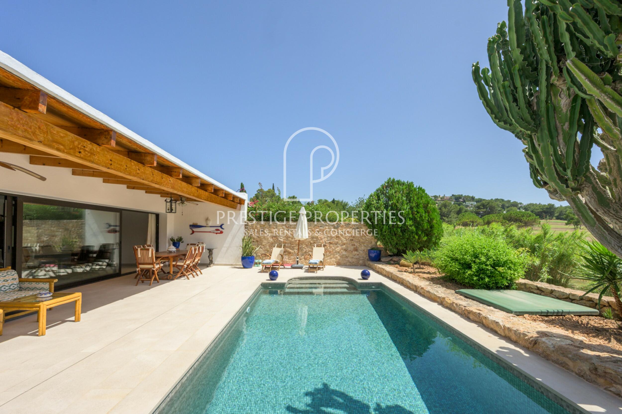 Terraced house in Roca Llisa