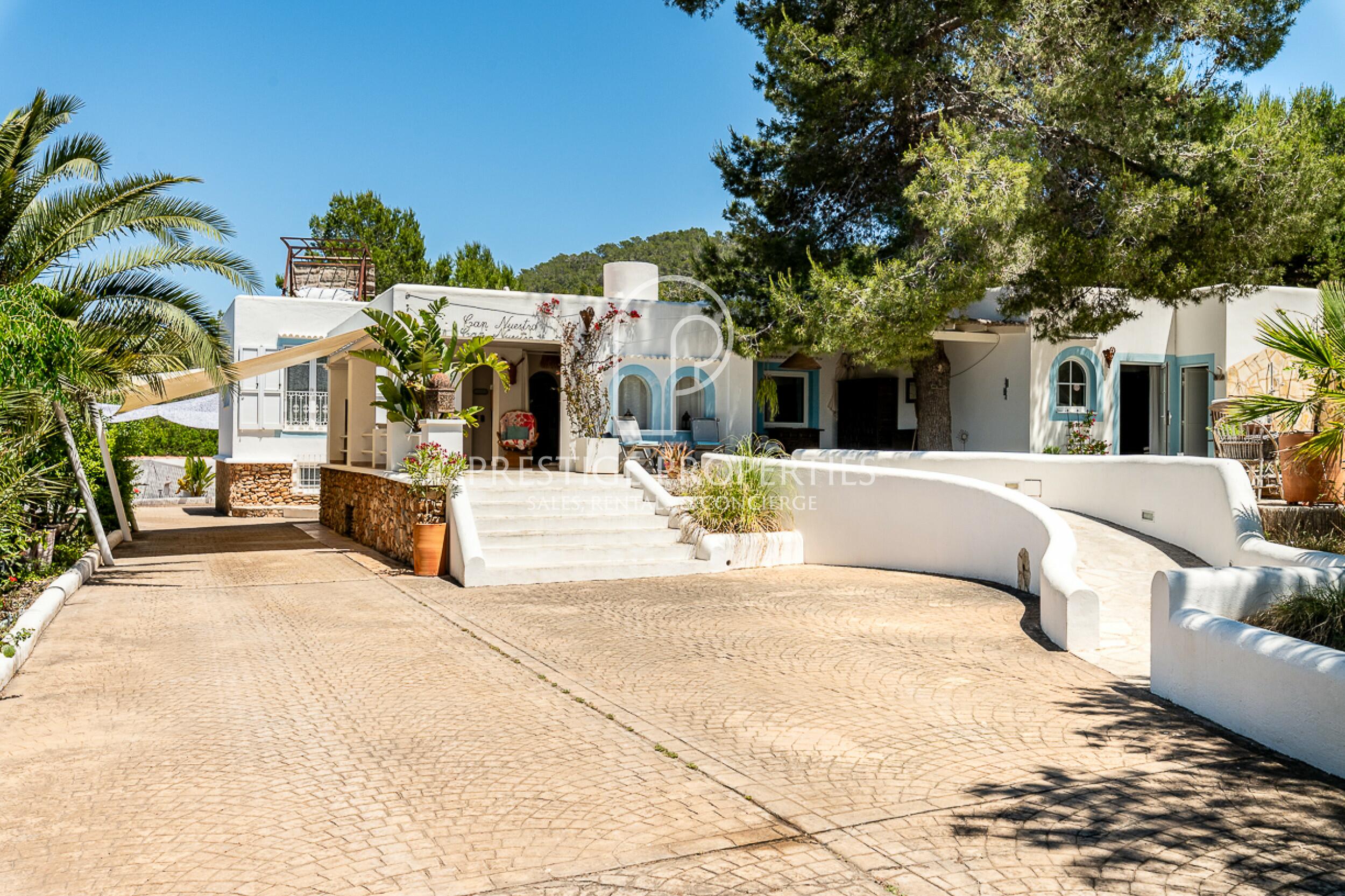 country house in Les Salines