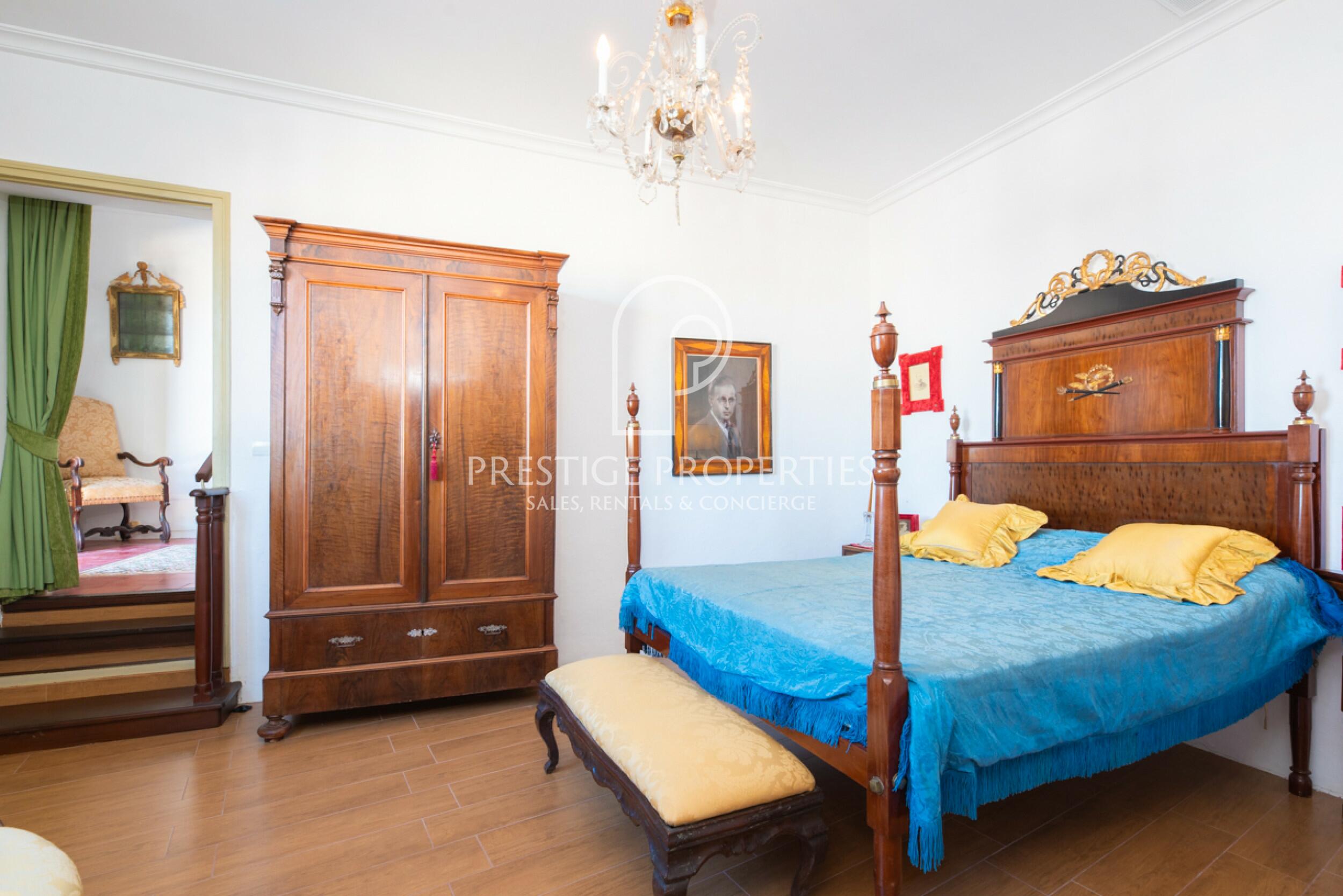 Duplex in Dalt Vila