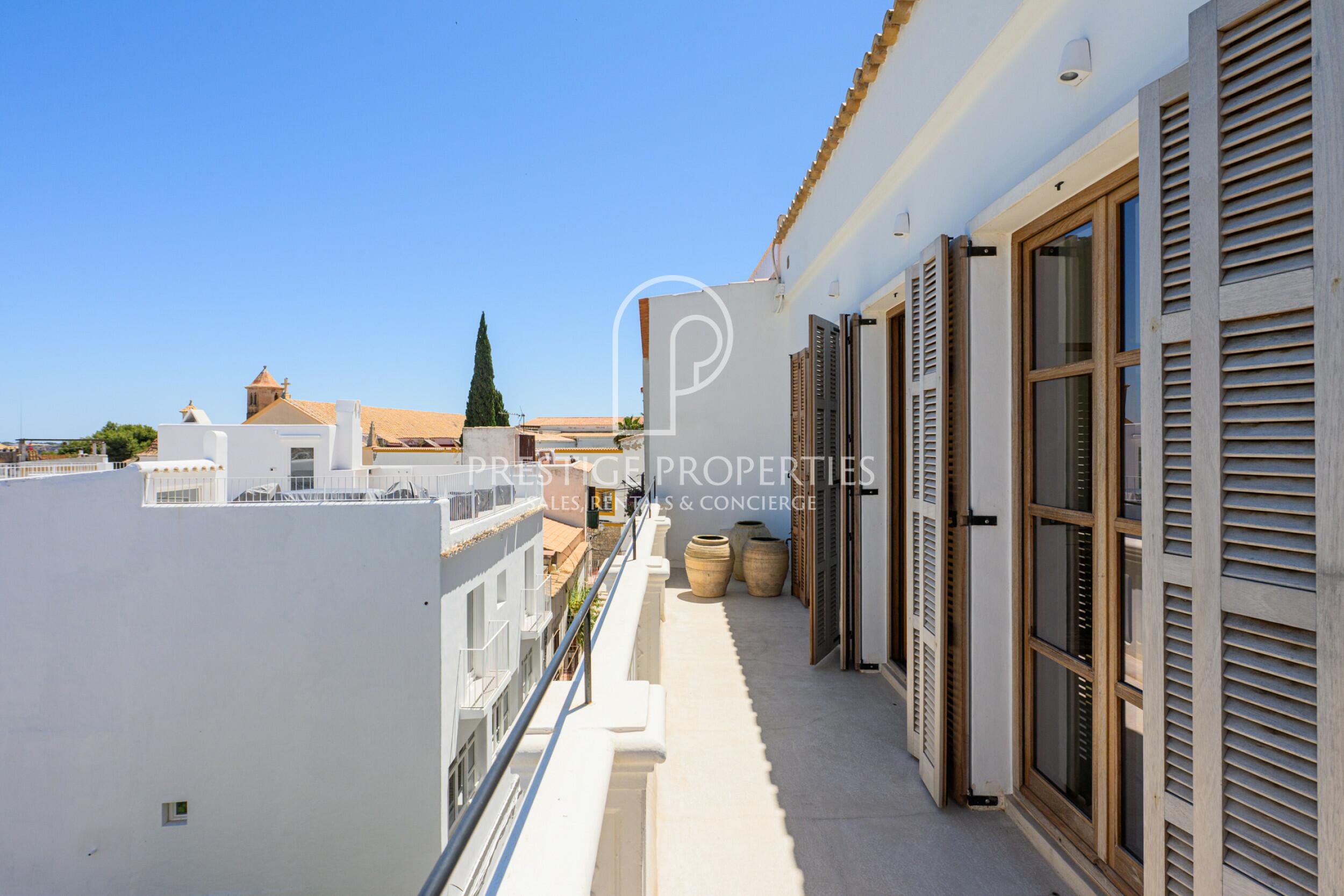 Duplex in Dalt Vila