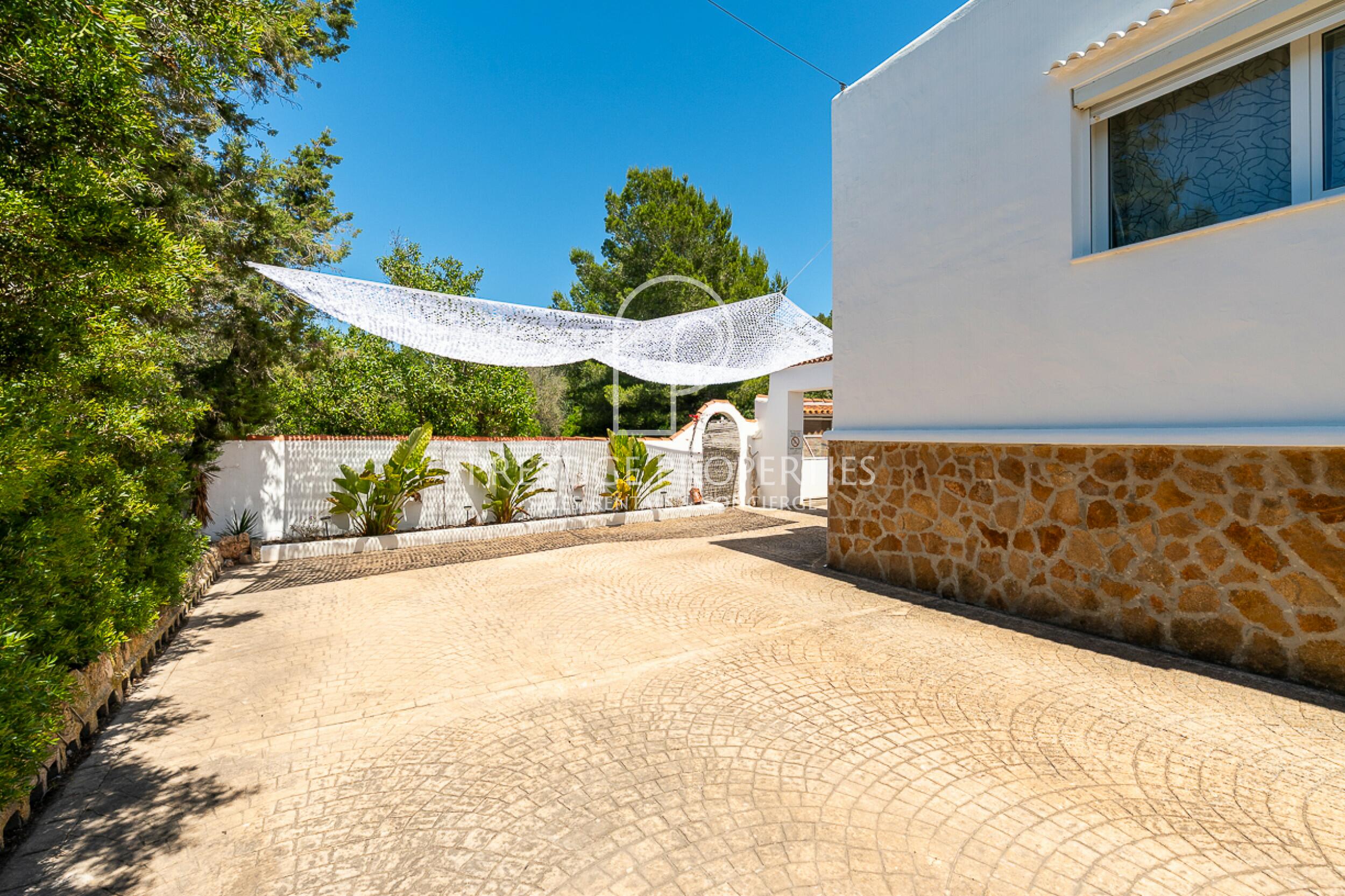 country house in Les Salines