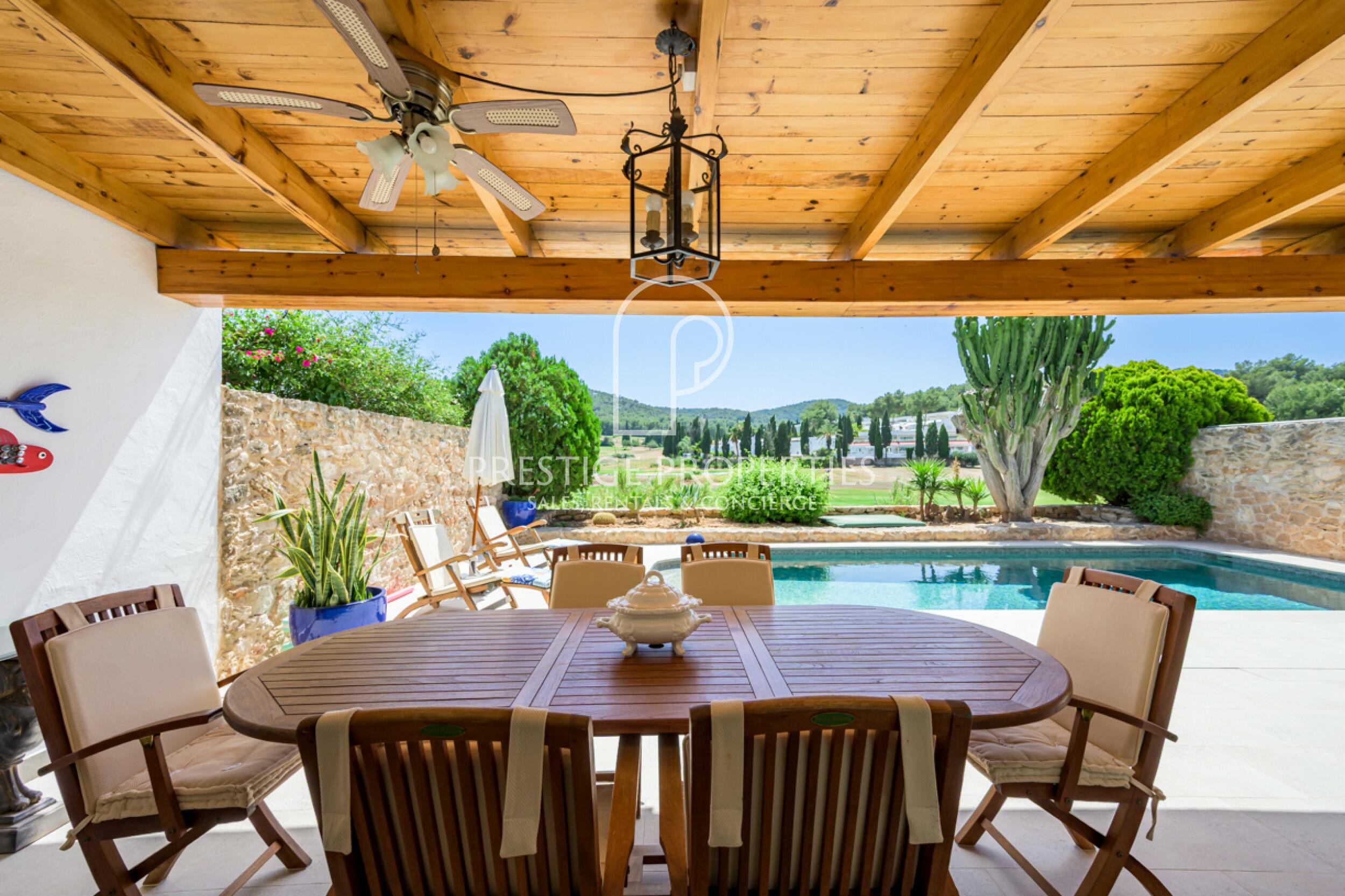 Terraced house in Roca Llisa