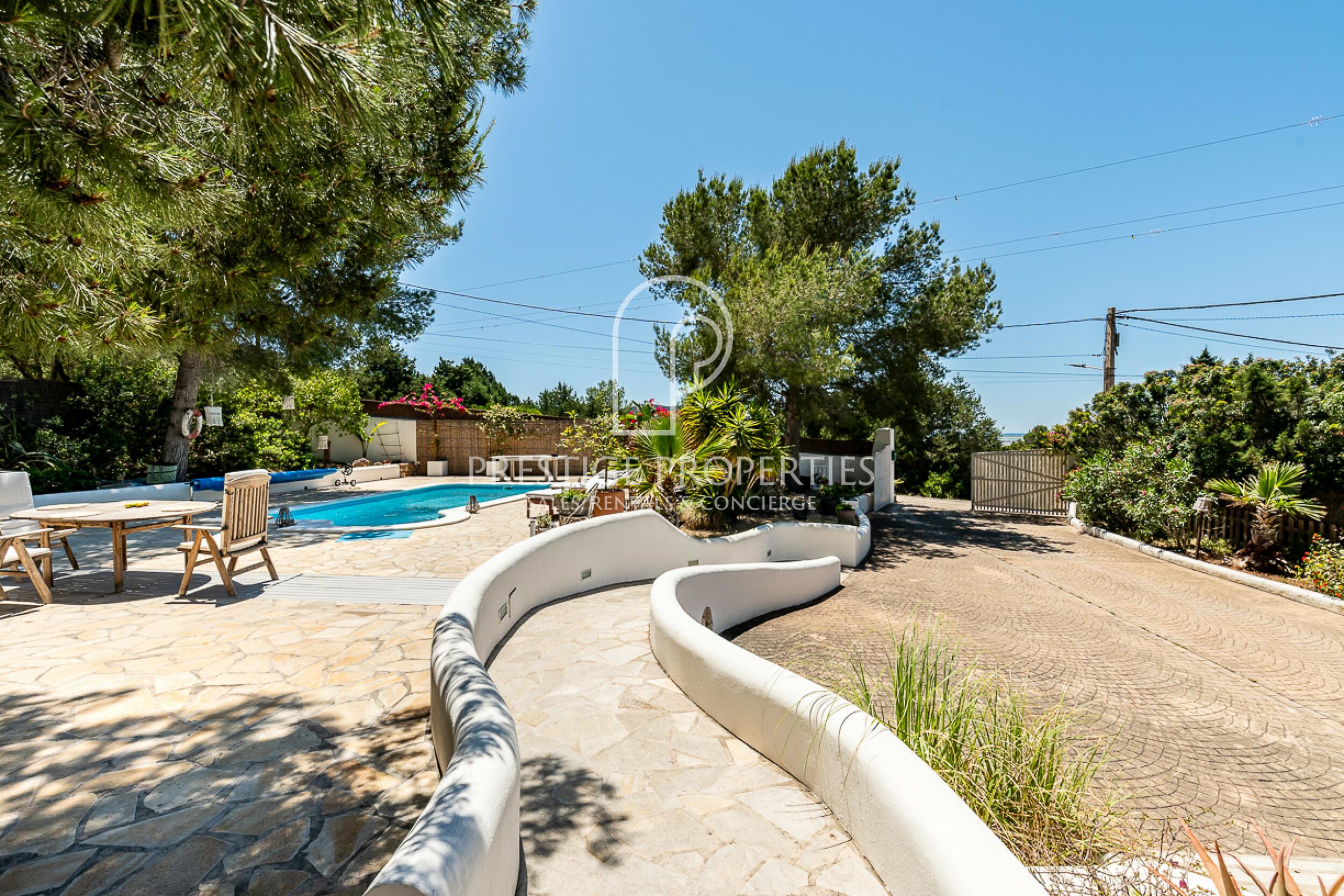 country house in Les Salines