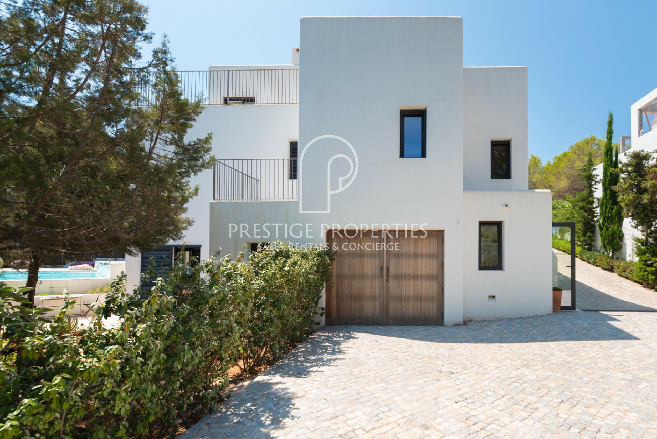 Villa in Cala Llenya
