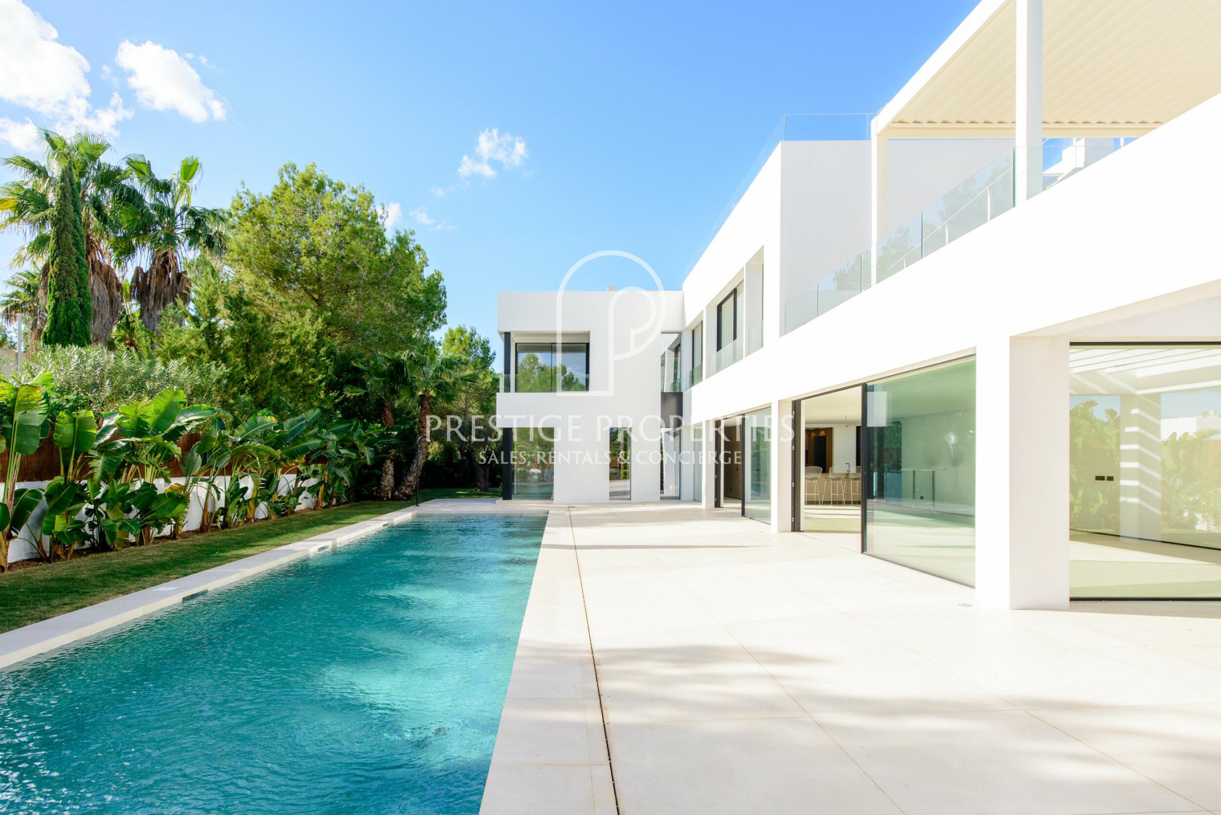 Villa in Cala de Bou