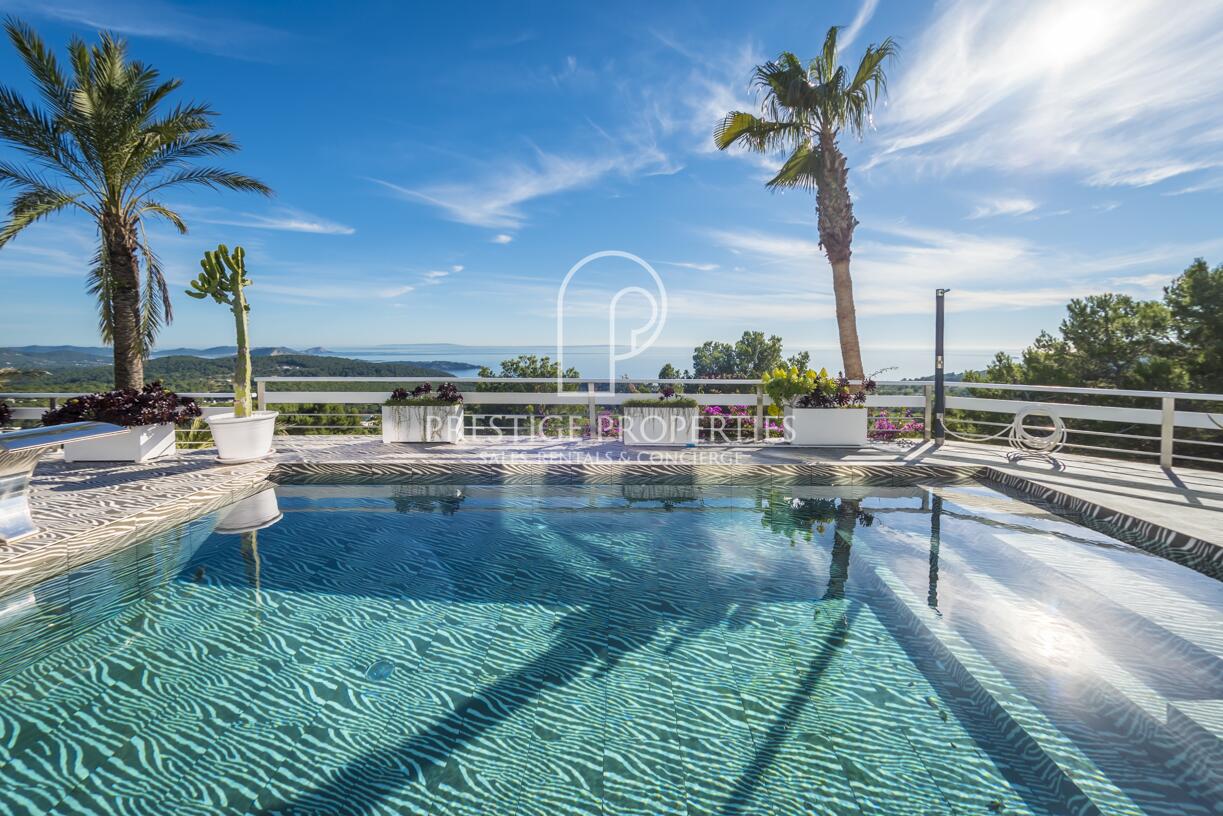 Villa in Es Cubells