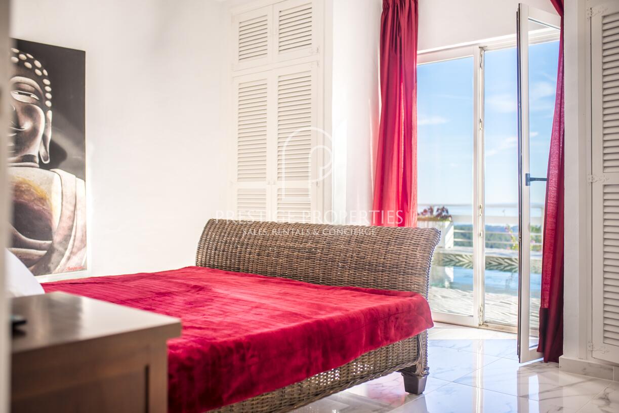 Villa in Es Cubells