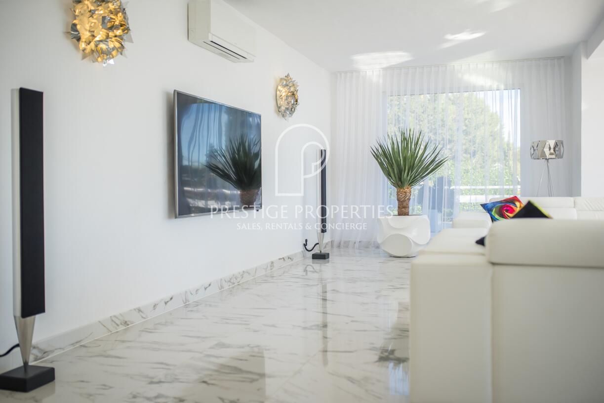 Villa in Es Cubells