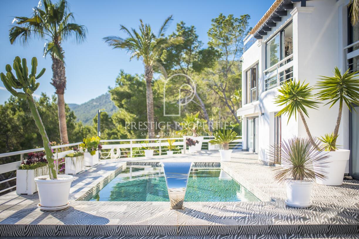 Villa in Es Cubells