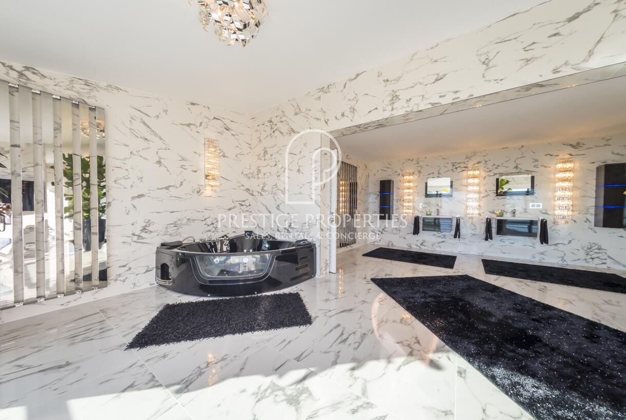 Villa in Es Cubells