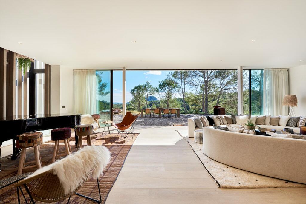 Selling Property in Ibiza and Home Evaluation