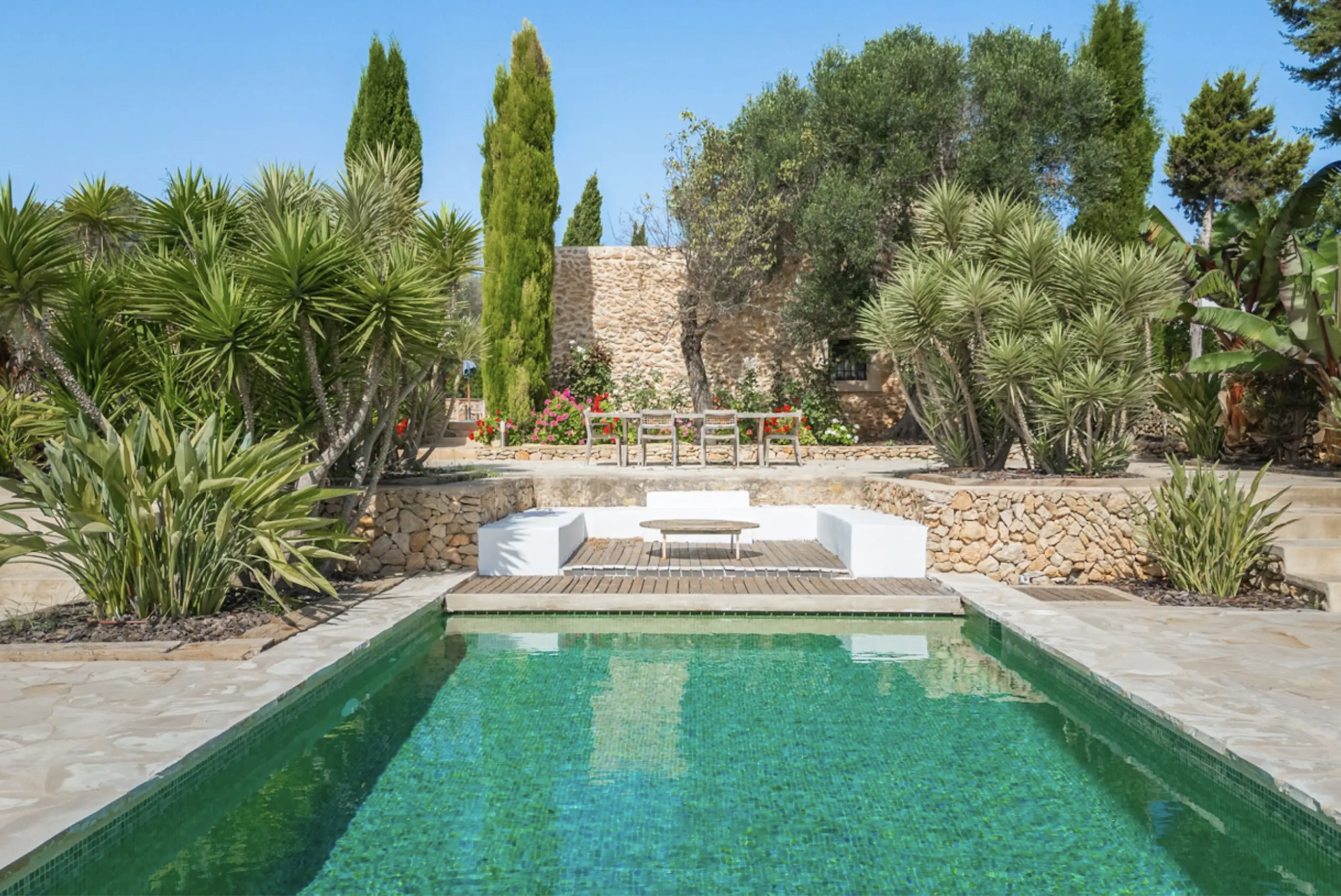 Finca Can Verde. Exceptional finca with heated saltwater pool in the tranquil Benimussa valley