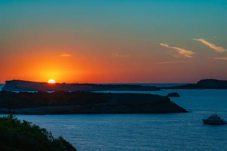 Autumn in Ibiza: Tranquil Villas for Longer Stays and Remote Work