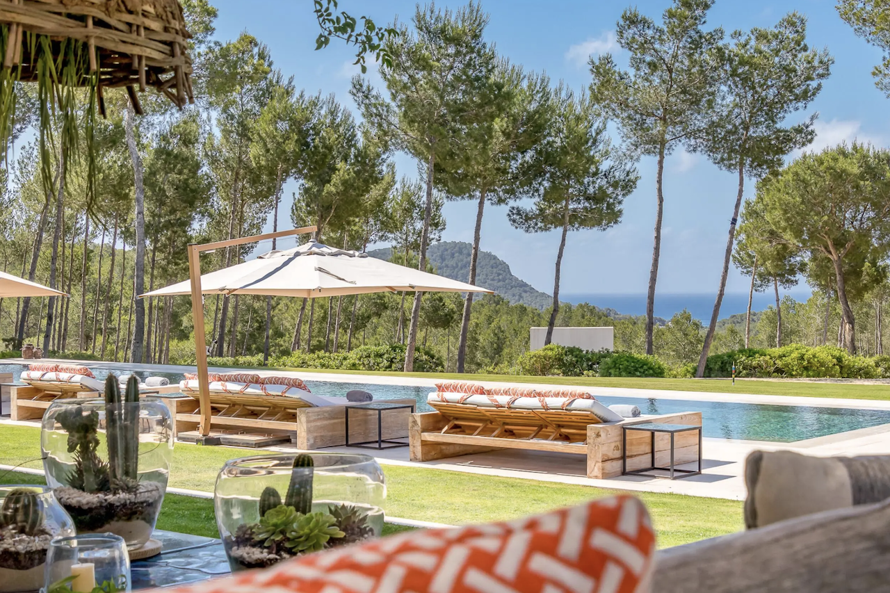 Can Oasi - luxury villas in Ibiza for rent