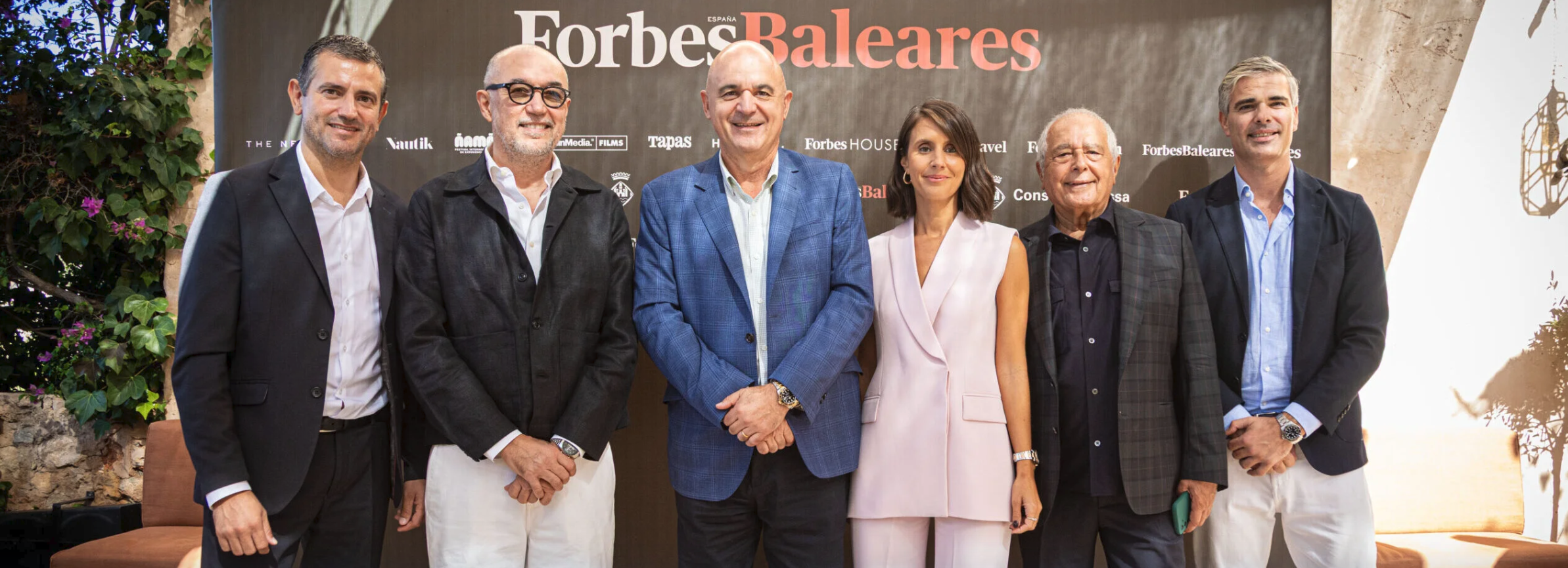 Group of attendees at the Forbes Baleares presentation in Ibiza.